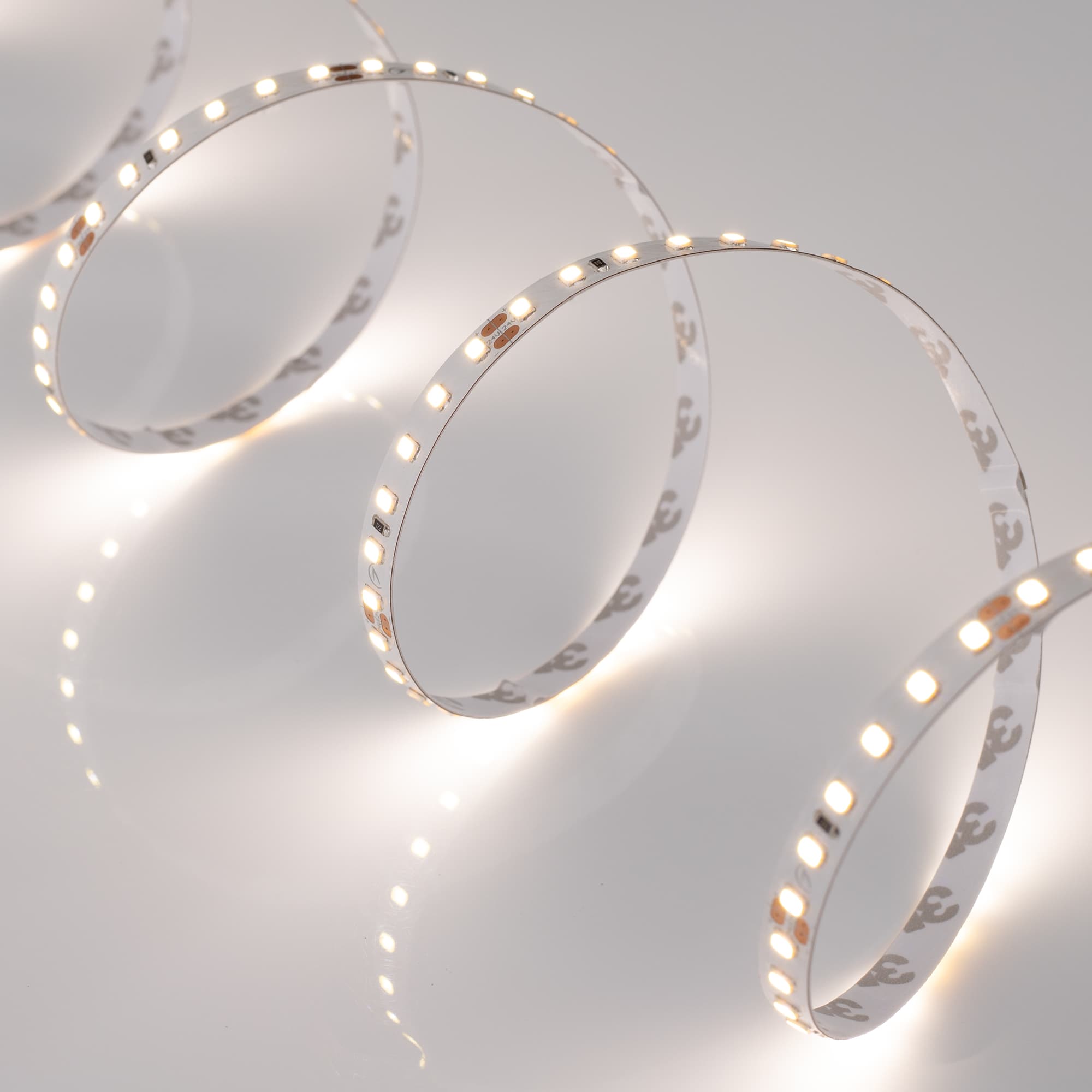 Светодиодная лента RT 2-5000 24V Day4000 2x (2835, 600 LED, PRO) (Arlight, 14.4 Вт/м, IP20) 015698(B) — фото 4