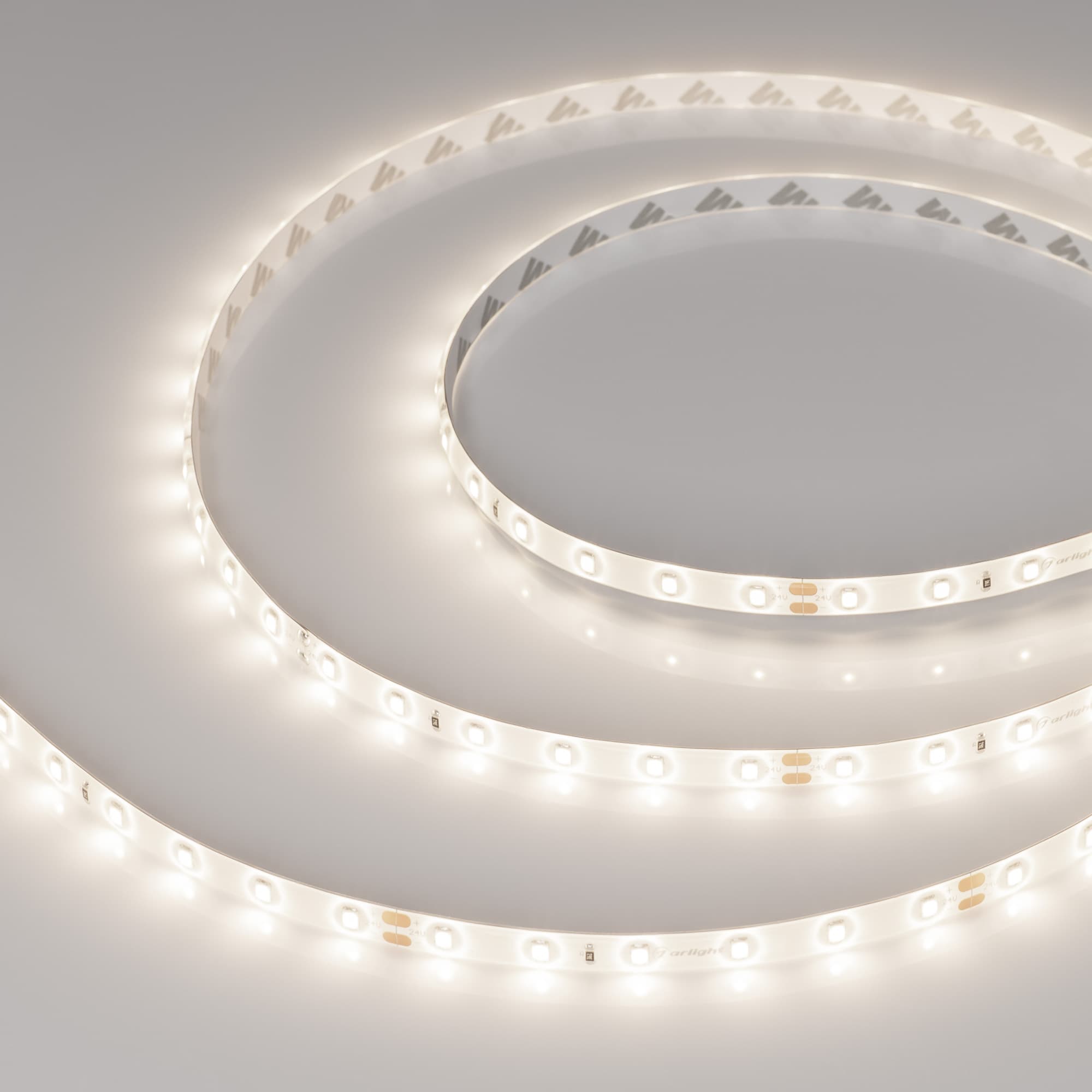 Светодиодная лента герметичная RTW-SE-A60-8mm 24V Day4000 (4.8 W/m, IP65, 2835, 5m) (Arlight, 4.8 Вт/м, IP65) 024260(2) — фото 1
