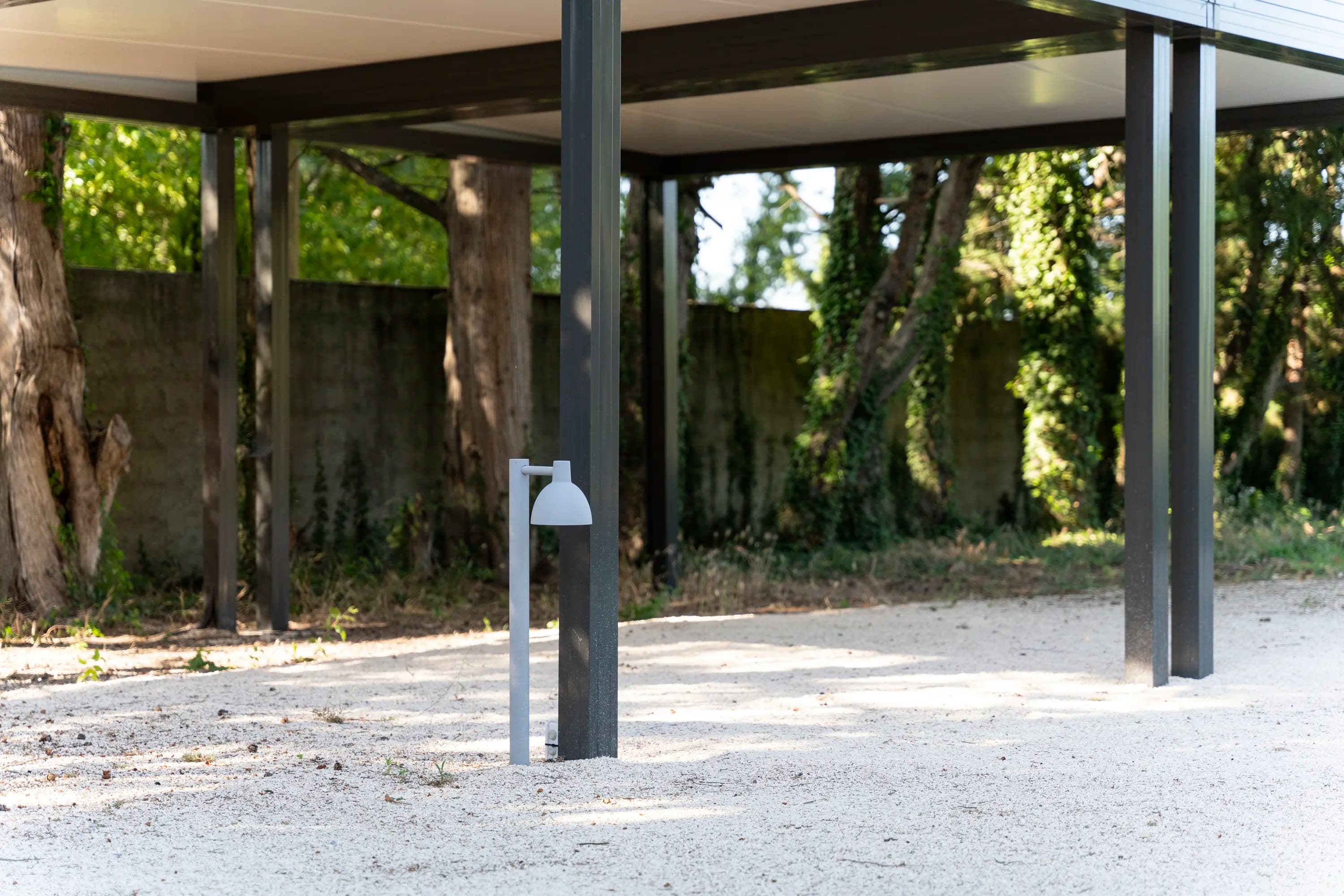 Louis Poulsen Toldbod 155 Bollard Aluminium colour texture — фото 4