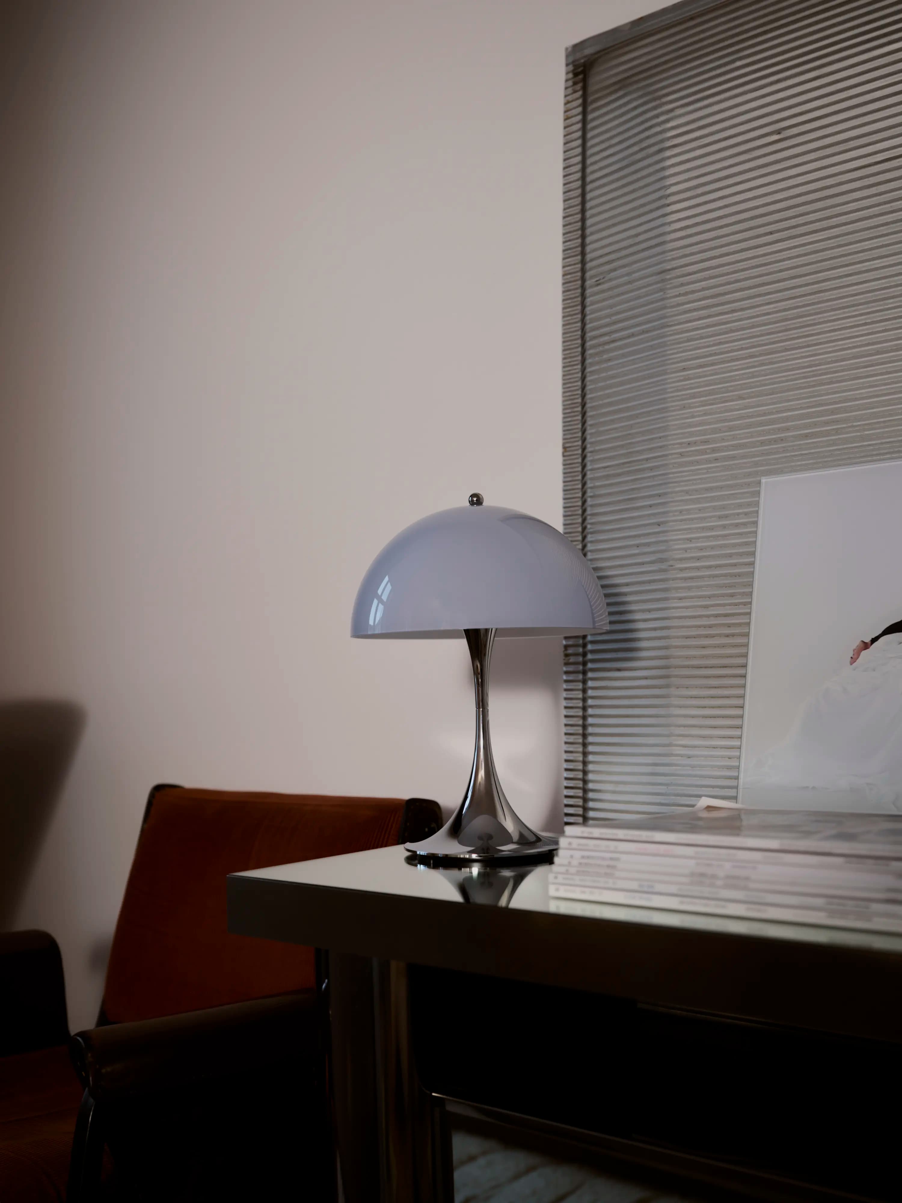 Louis Poulsen Panthella 250 Portable Lamp Chrome opal blue grey — фото 8