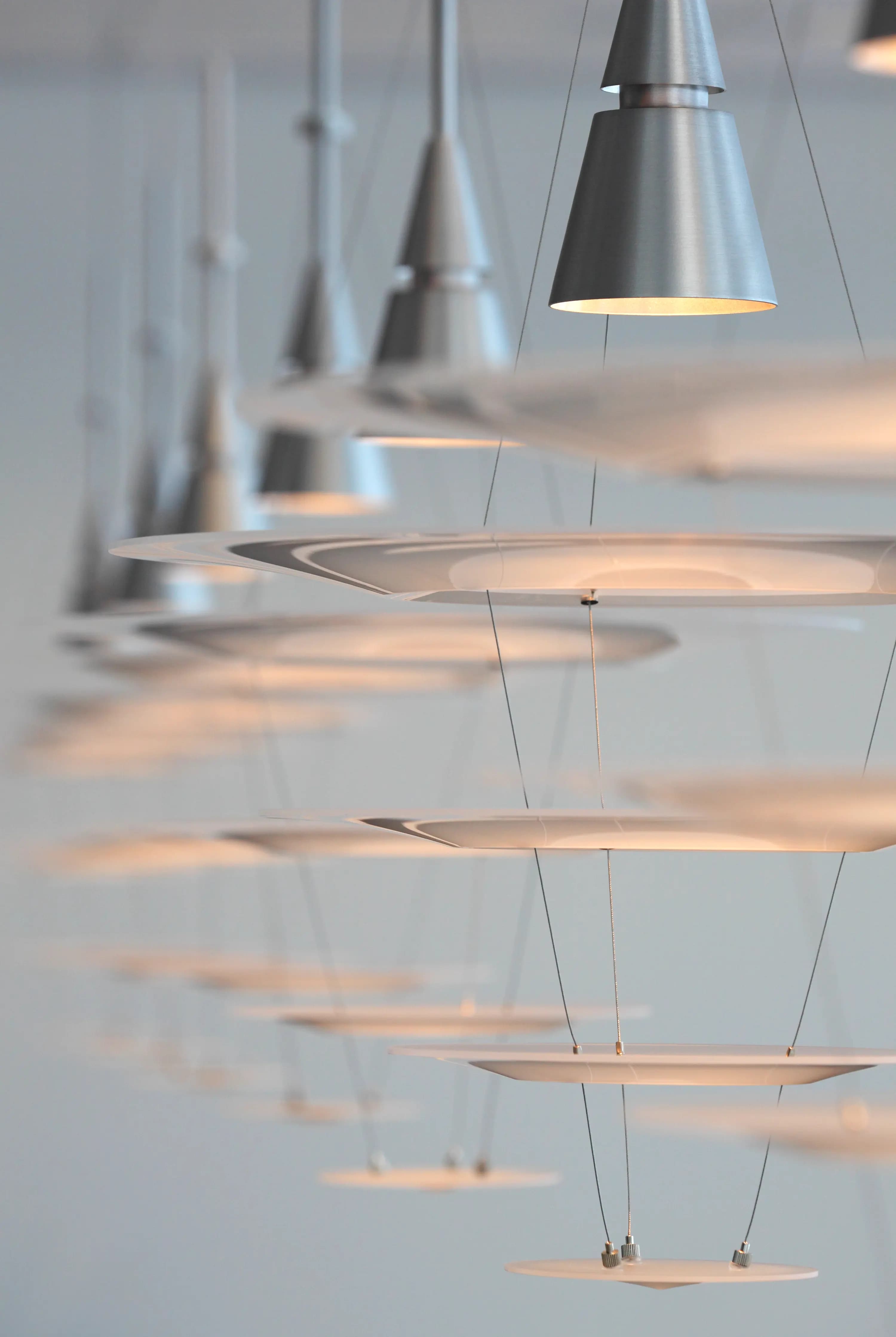 Louis Poulsen Enigma Pendant Brushed aluminium colour Ø 425 — фото 3