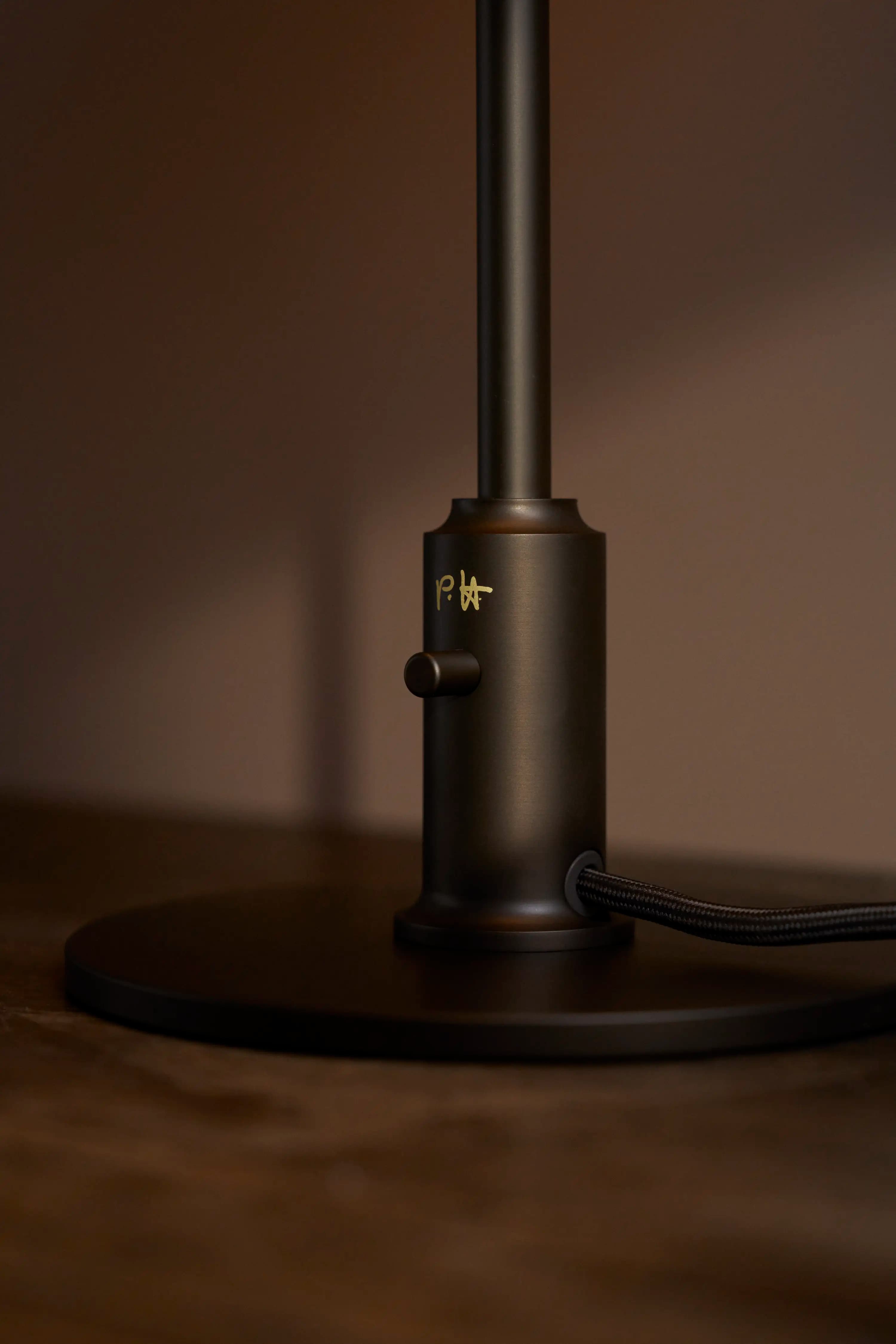 Louis Poulsen PH 3/2 Dusty Terracotta Table Lamp Dusty terracotta — фото 5