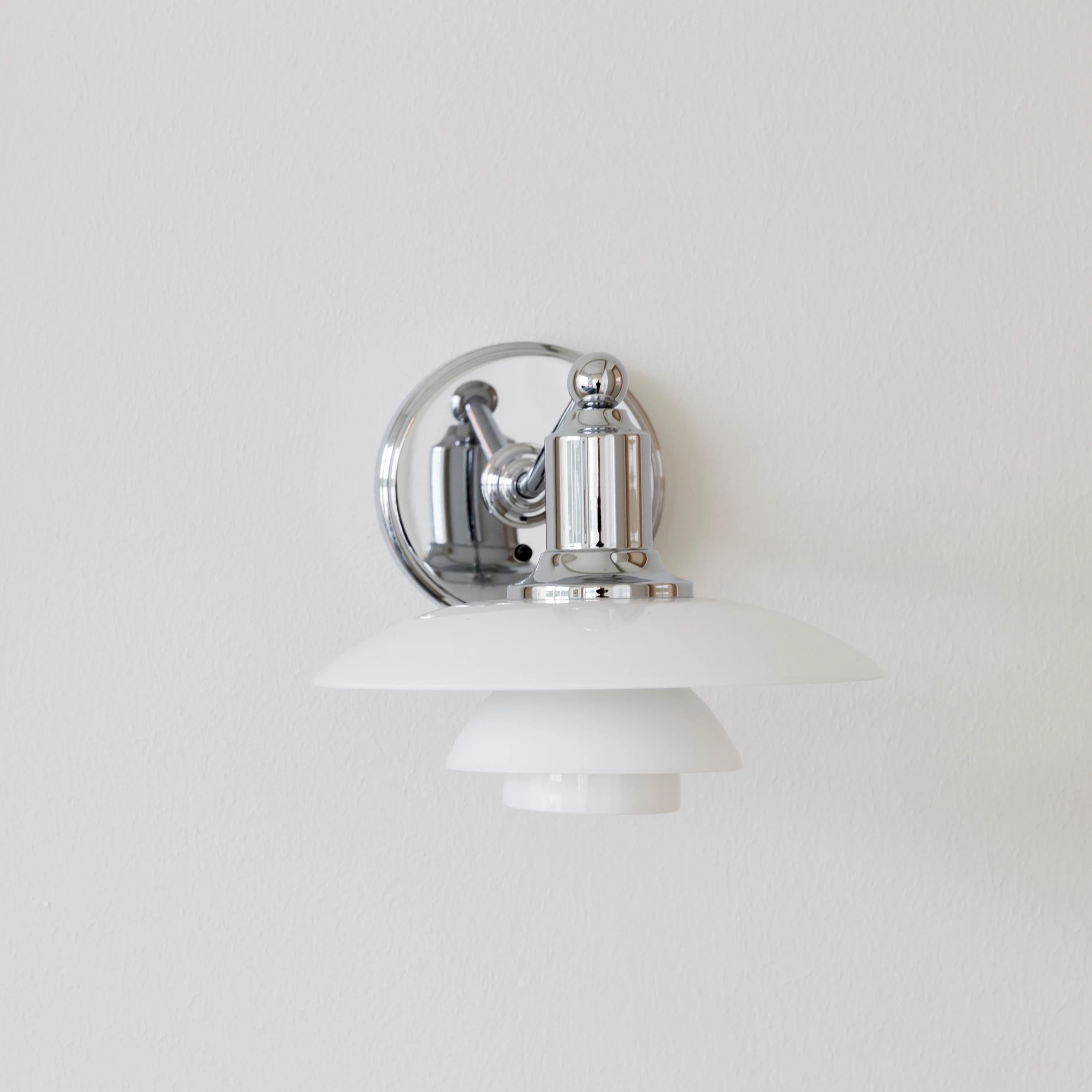 Louis Poulsen PH 2/1 Wall Lamp White opal glass — фото 4