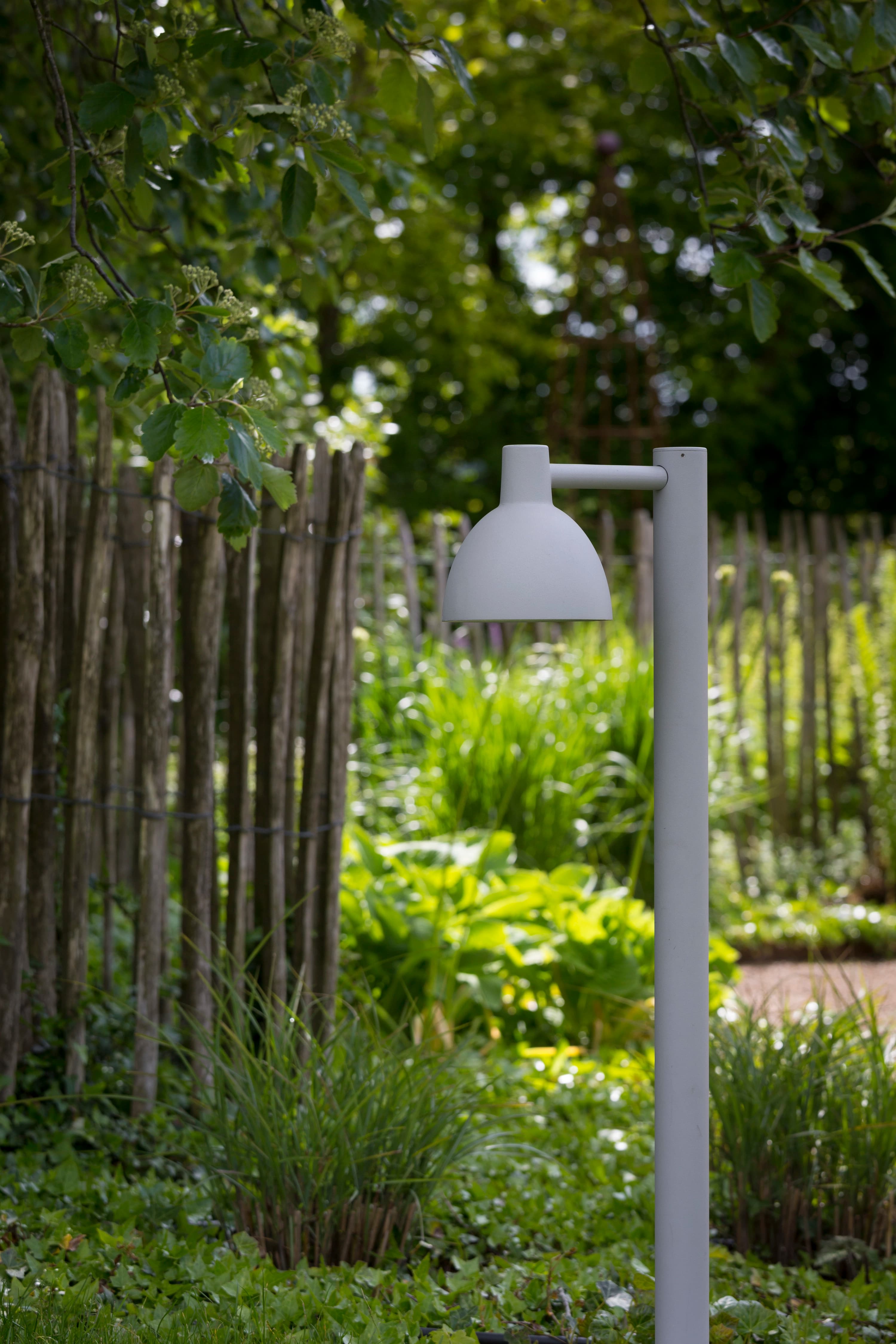 Louis Poulsen Toldbod 155 Bollard Aluminium colour texture — фото 3