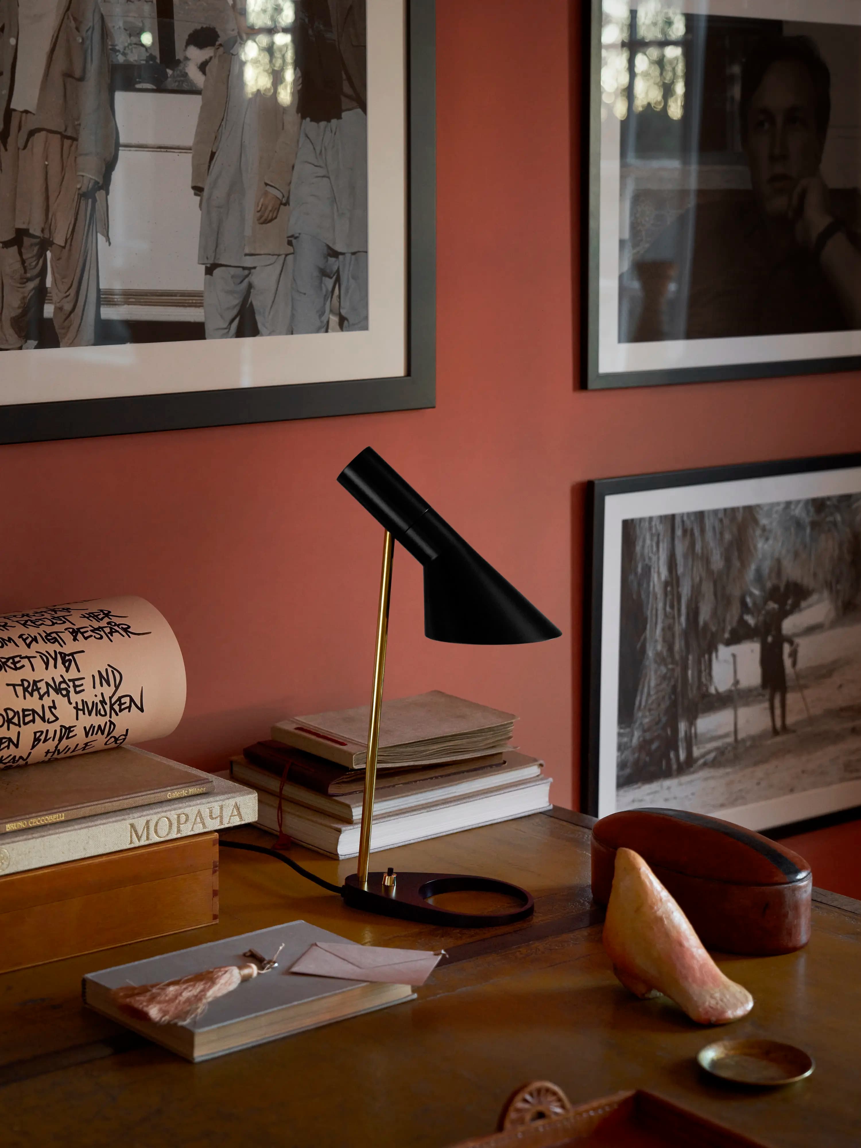 Louis Poulsen AJ Mini Table Lamp Brass/black — фото 4