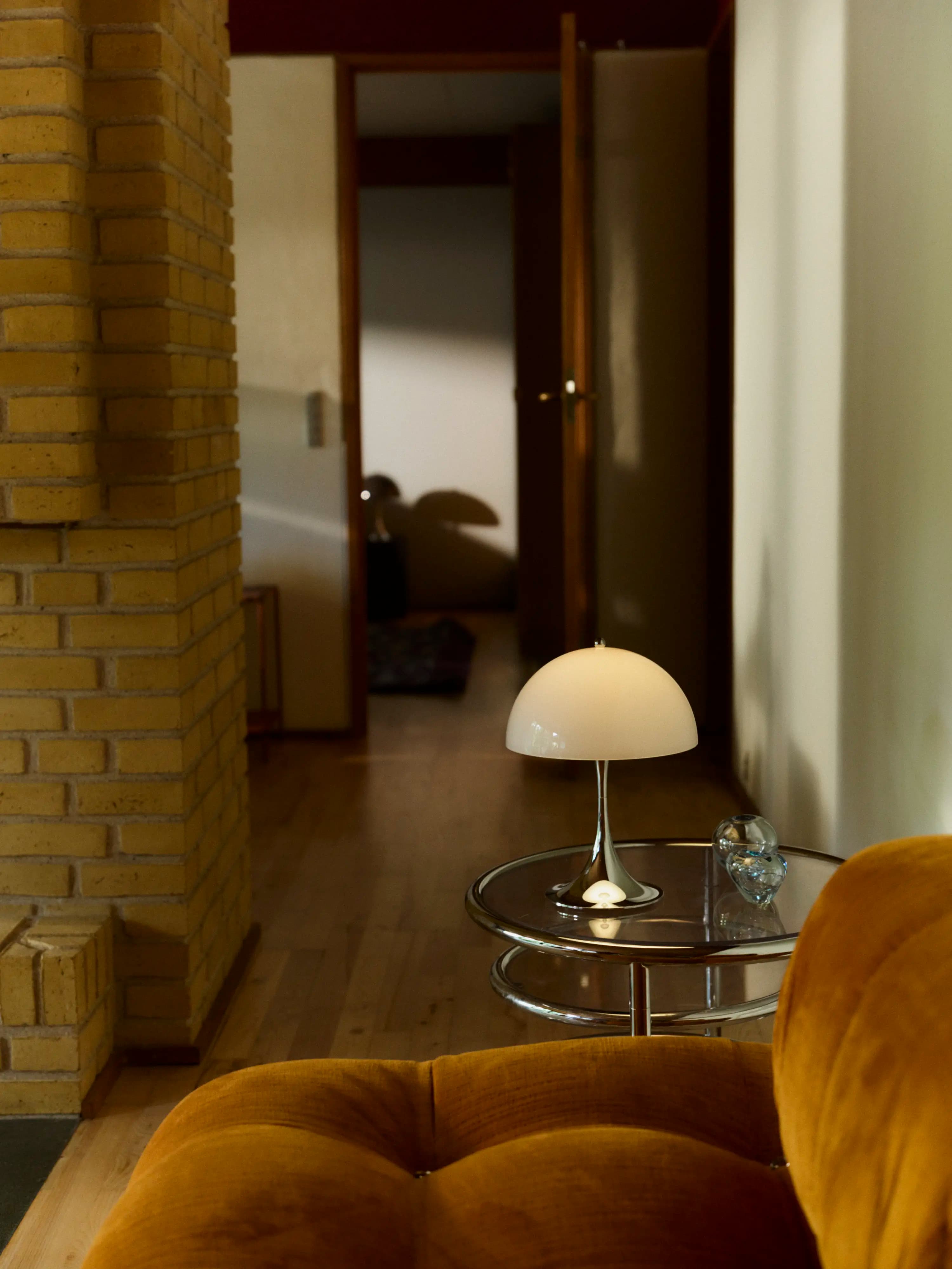 Louis Poulsen Panthella 250 Portable Lamp Chrome opal blue grey — фото 5