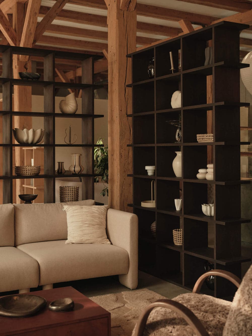 Ferm Living Kona Bookcase - 3x6 - Dark Stained Oak — фото 3