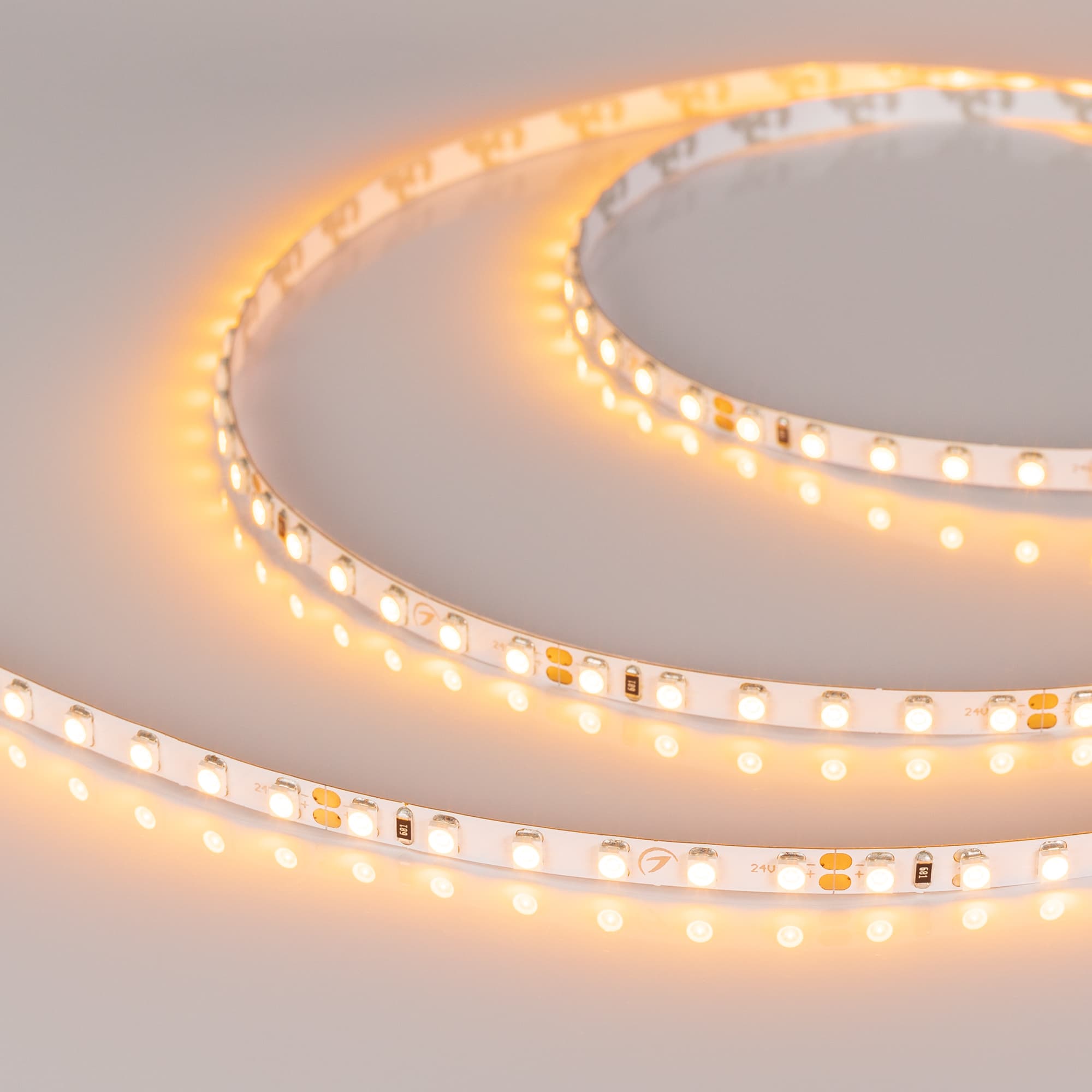 Светодиодная лента RT-A120-5mm 24V Yellow (9.6 W/m, IP20, 2835, 5m) (Arlight, узкая) 015662(2) — фото 1