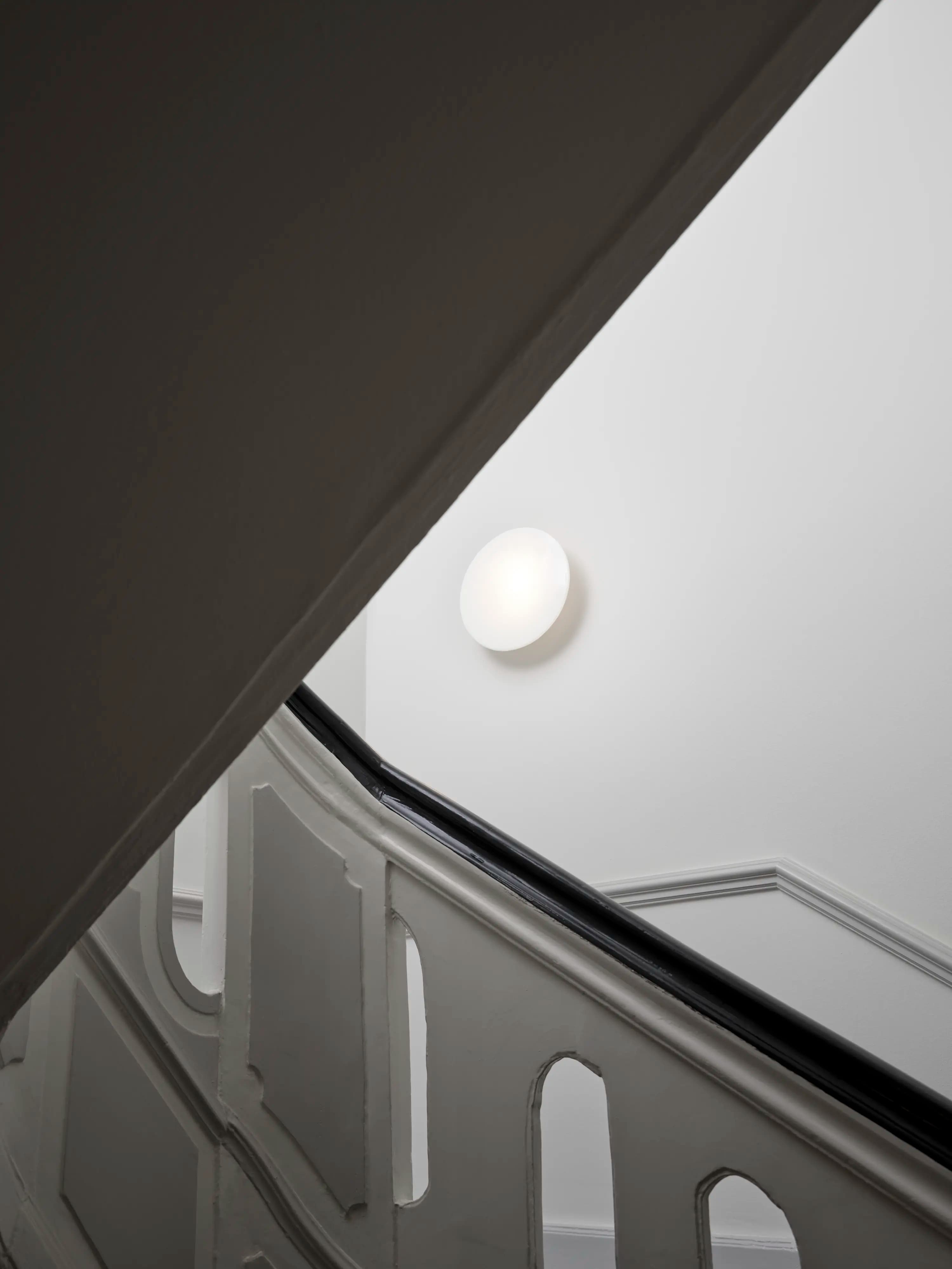 Louis Poulsen AJ Eklipta Wall Lamp White Ø 450 — фото 2