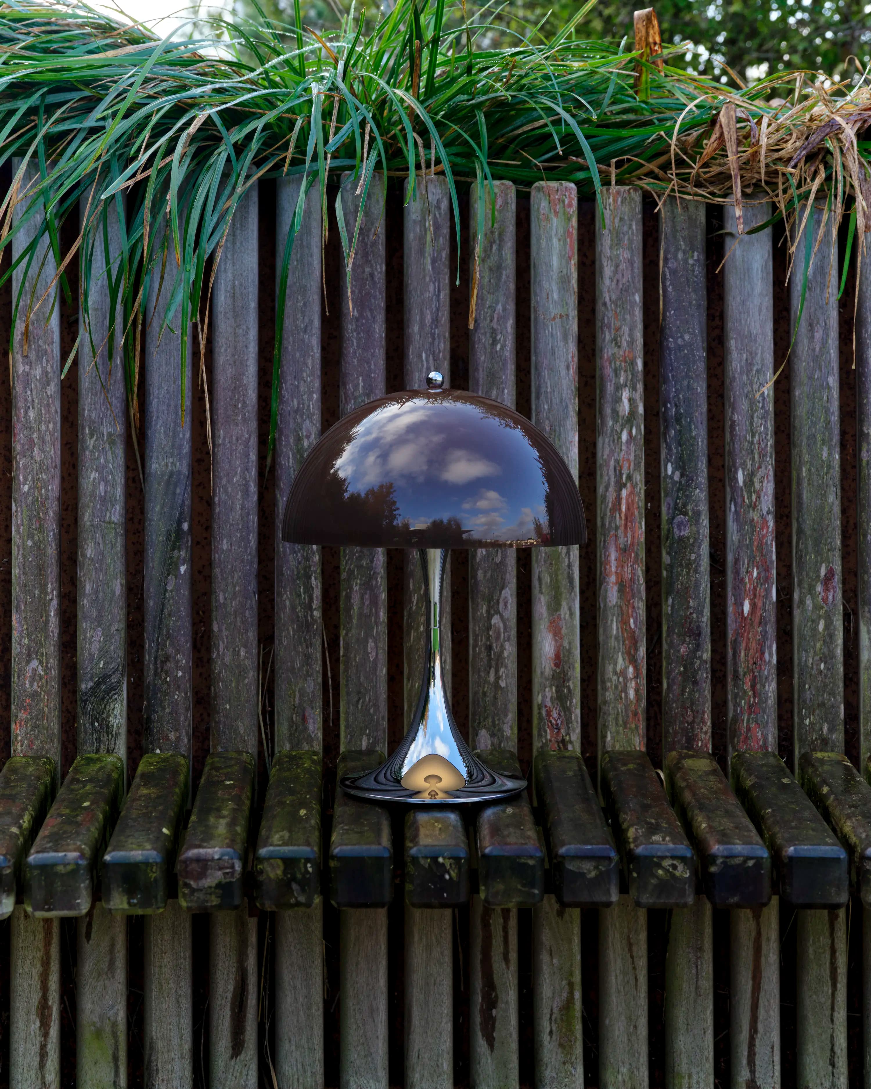 Louis Poulsen Panthella 250 Portable Lamp Original opal brown — фото 3