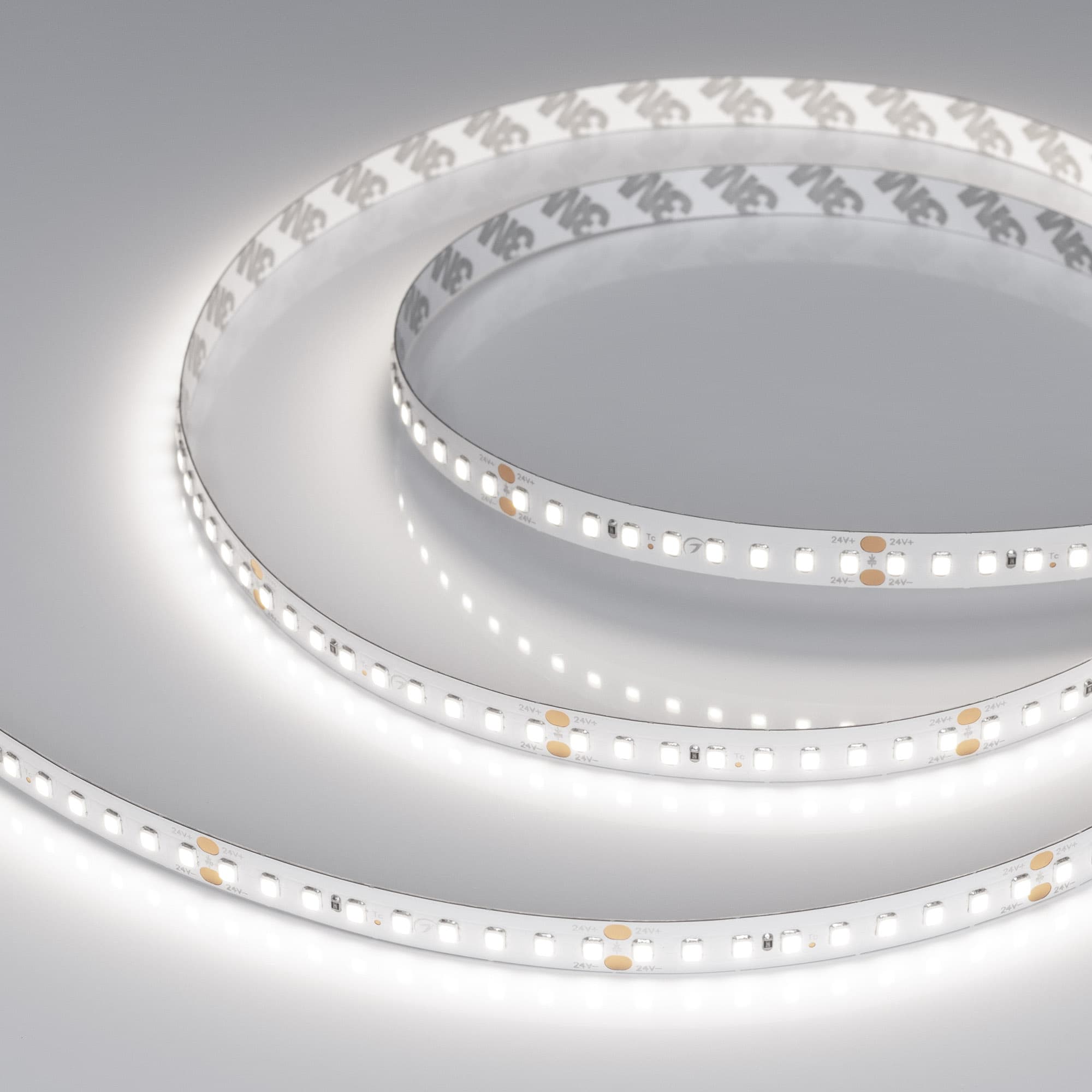 Светодиодная лента RT-A144-10mm 24V White6000 (7.7 W/m, IP20, 2835, 5m) (Arlight, высок.эфф.200 лм/Вт) 038783 — фото 2