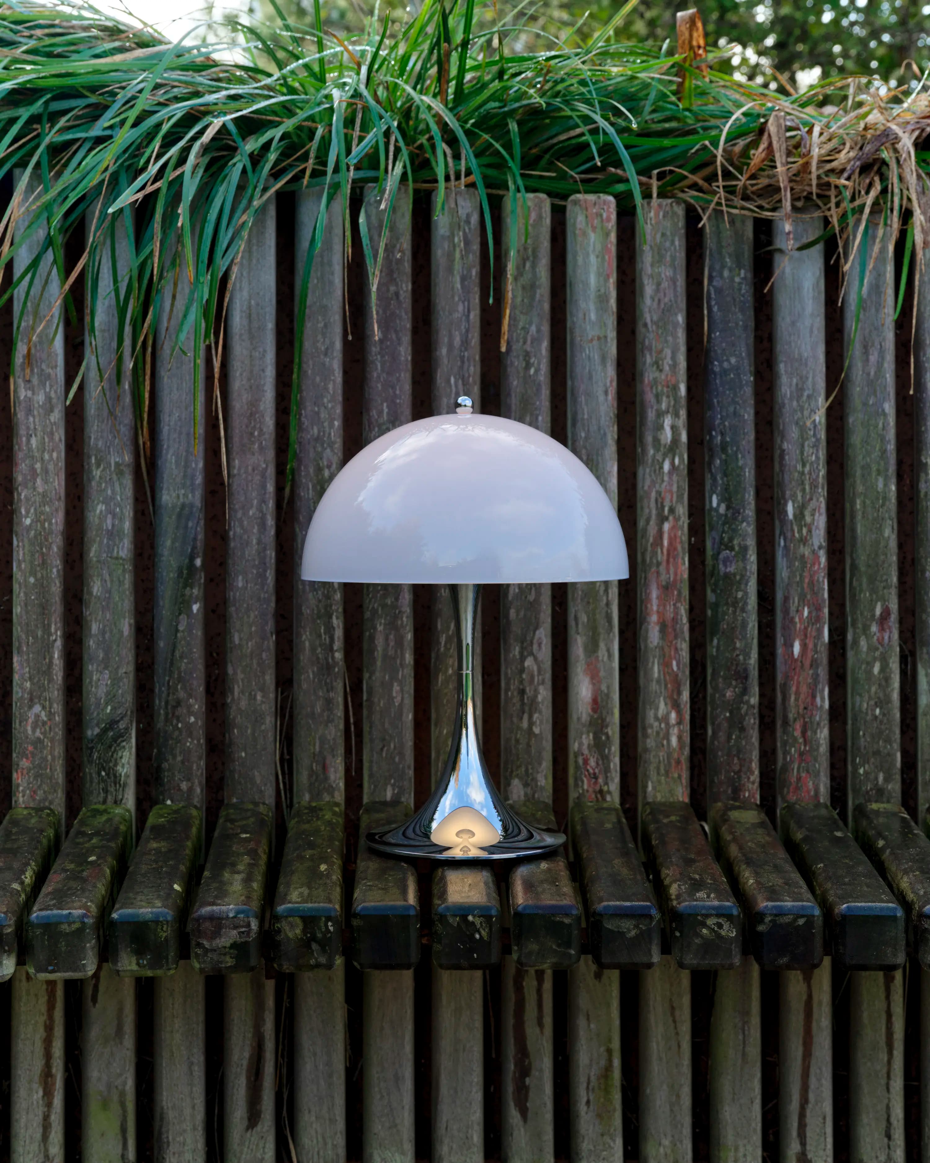 Louis Poulsen Panthella 250 Portable Lamp Chrome opal blue grey — фото 4