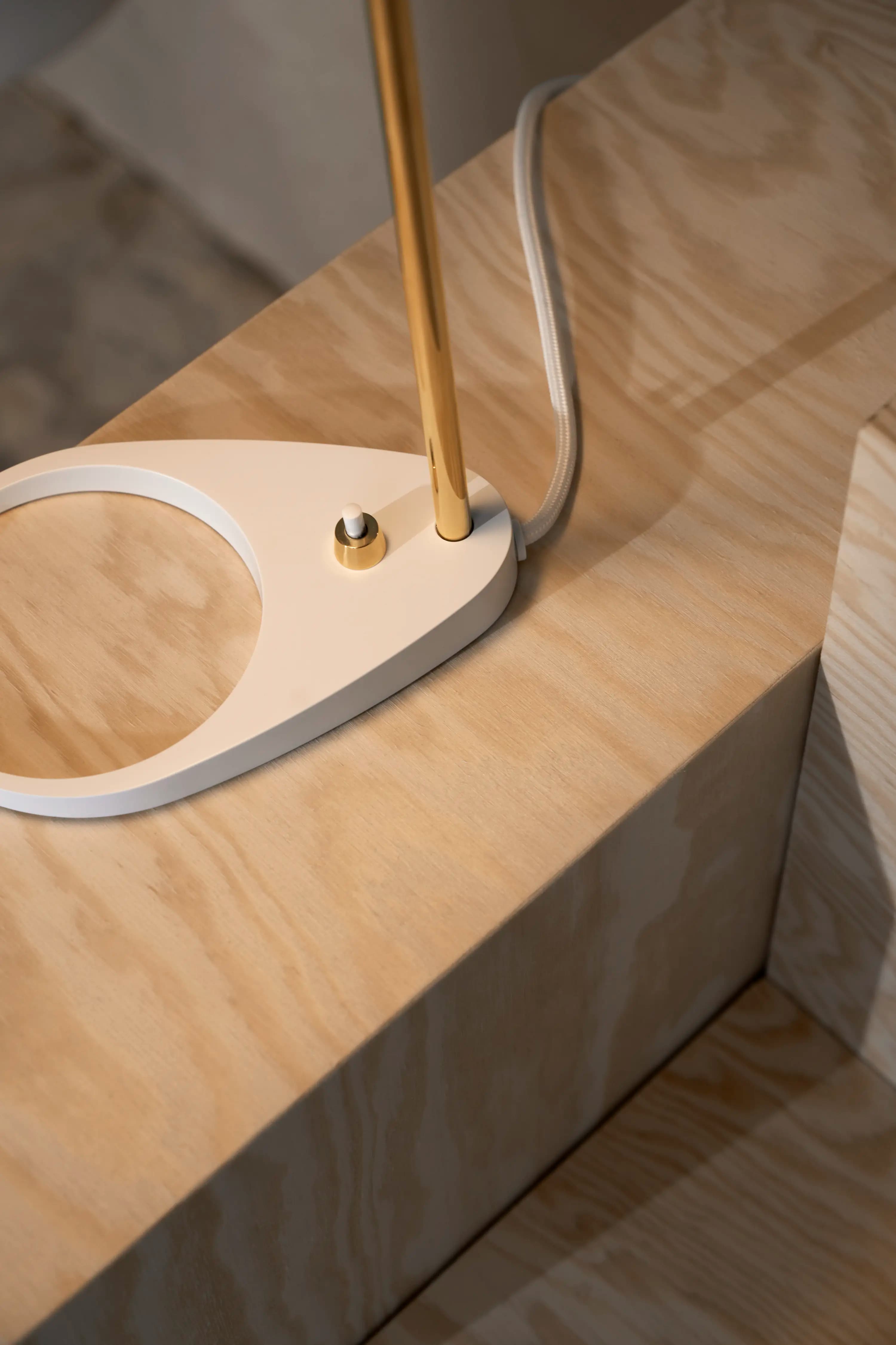 Louis Poulsen AJ Mini Anniversary Edition Matte white/pale rose — фото 4