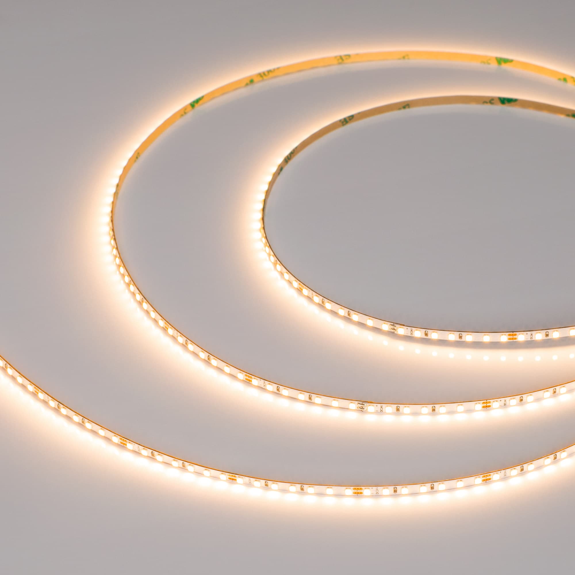 Светодиодная лента MICROLED-M182-3.5mm 24V Warm2700 (7 W/m, IP20, 2216, 5m) (Arlight, узкая) 045011 — фото 1