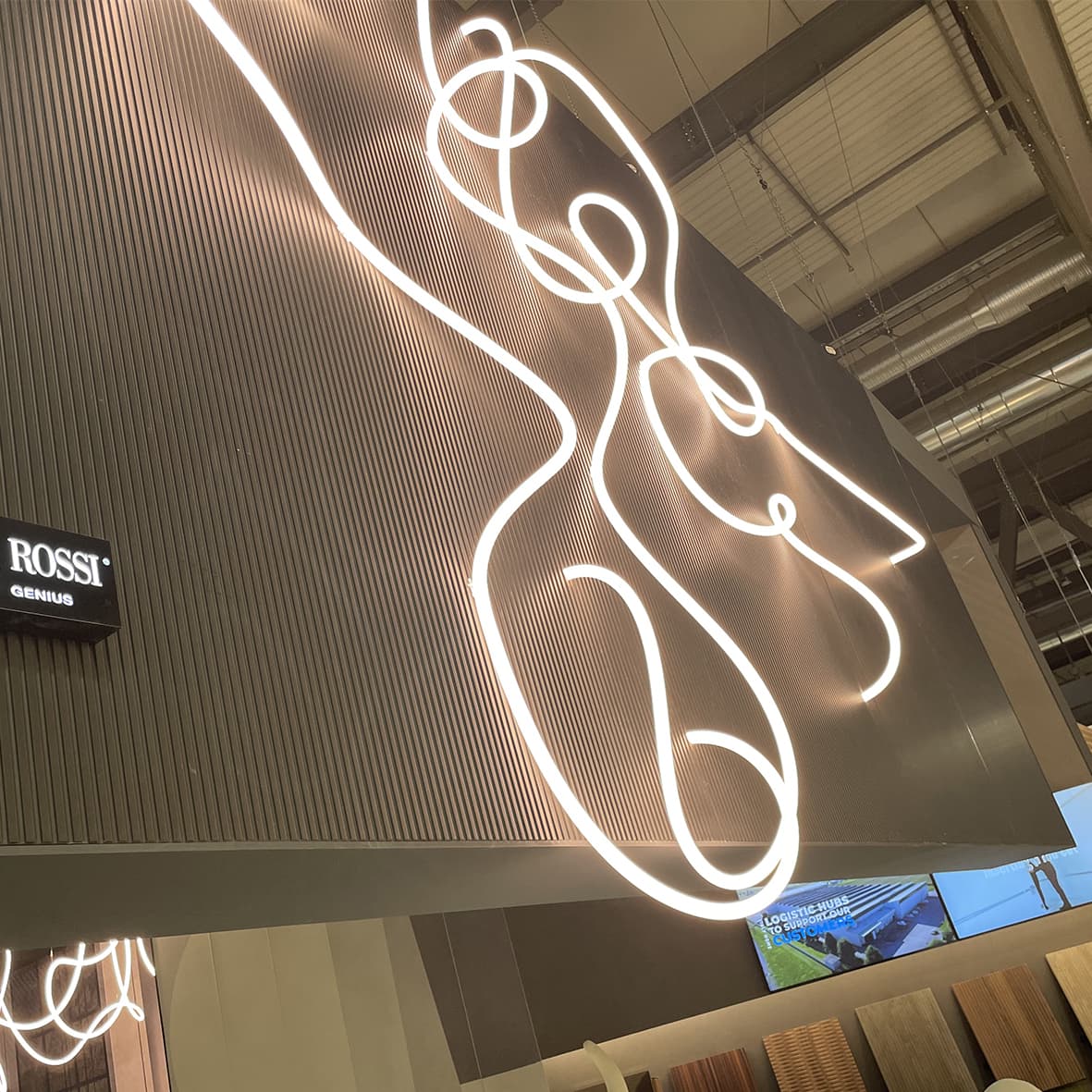 Adriani & Rossi Flash a parete