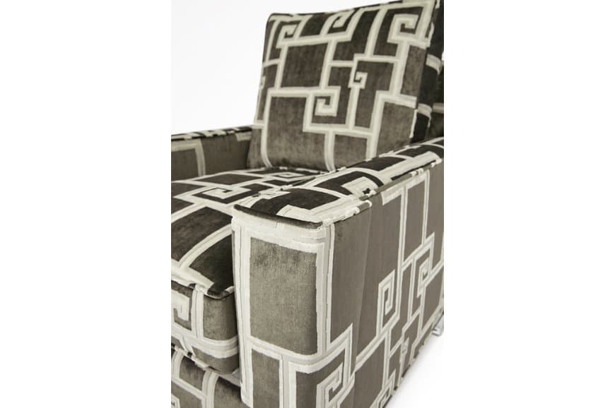 Кресло Theodore Alexander Cosmo Upholstered Chair — фото 2