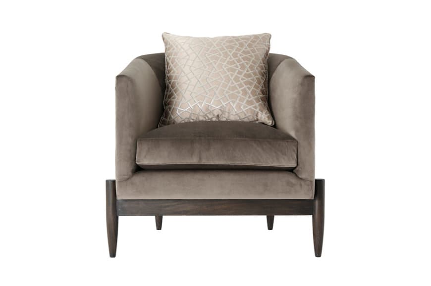 Кресло Theodore Alexander Selby Upholstered Tub Chair — фото 4