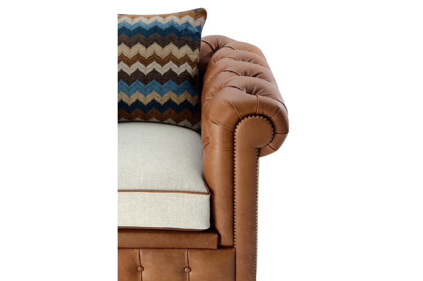 Кресло Theodore Alexander Rocco Chesterfield Chair — фото 2