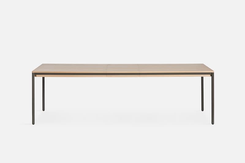 Обеденный стол WOUD Piezas dining table
