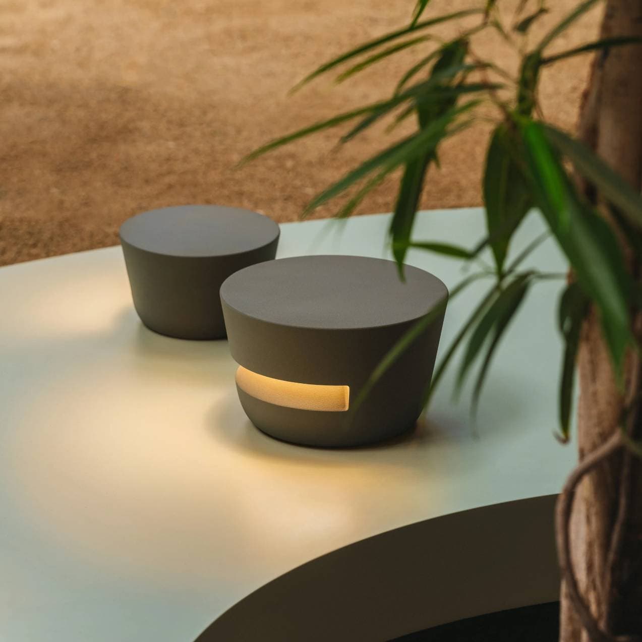 Напольный светильник VIBIA DOTS OUTDOOR Ø150 — фото 8