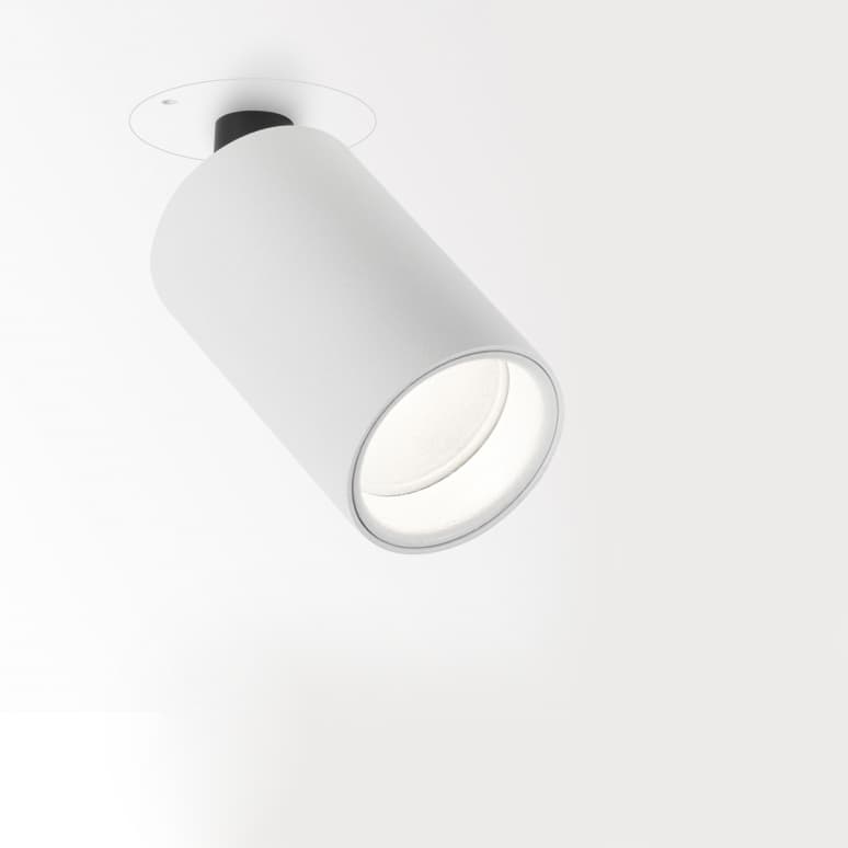 Встраиваемый в потолок светильник Delta Light MIDISPY TRIMLESS 82720