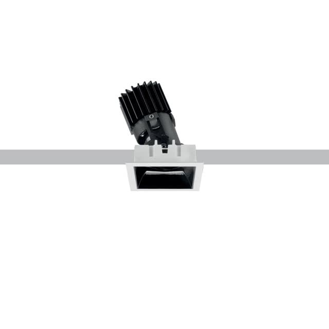 Встраиваемый в потолок светильник iGuzzini Laser Blade L Adjustable P725