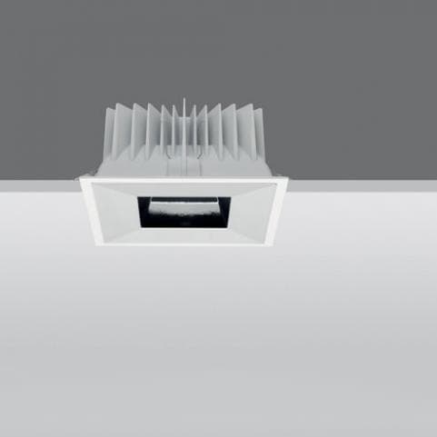 Встраиваемый в потолок светильник iGuzzini Reflex L.L.E. square MC19