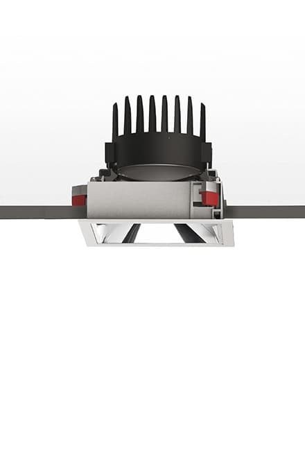 Встраиваемый в потолок светильник Artemide Architectural Everything 150 Square Trim