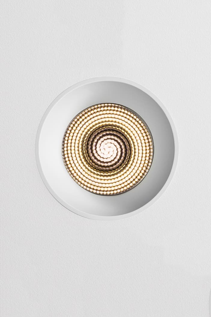Встраиваемый в потолок светильник Artemide Architectural Everything 105 round Kit Trim