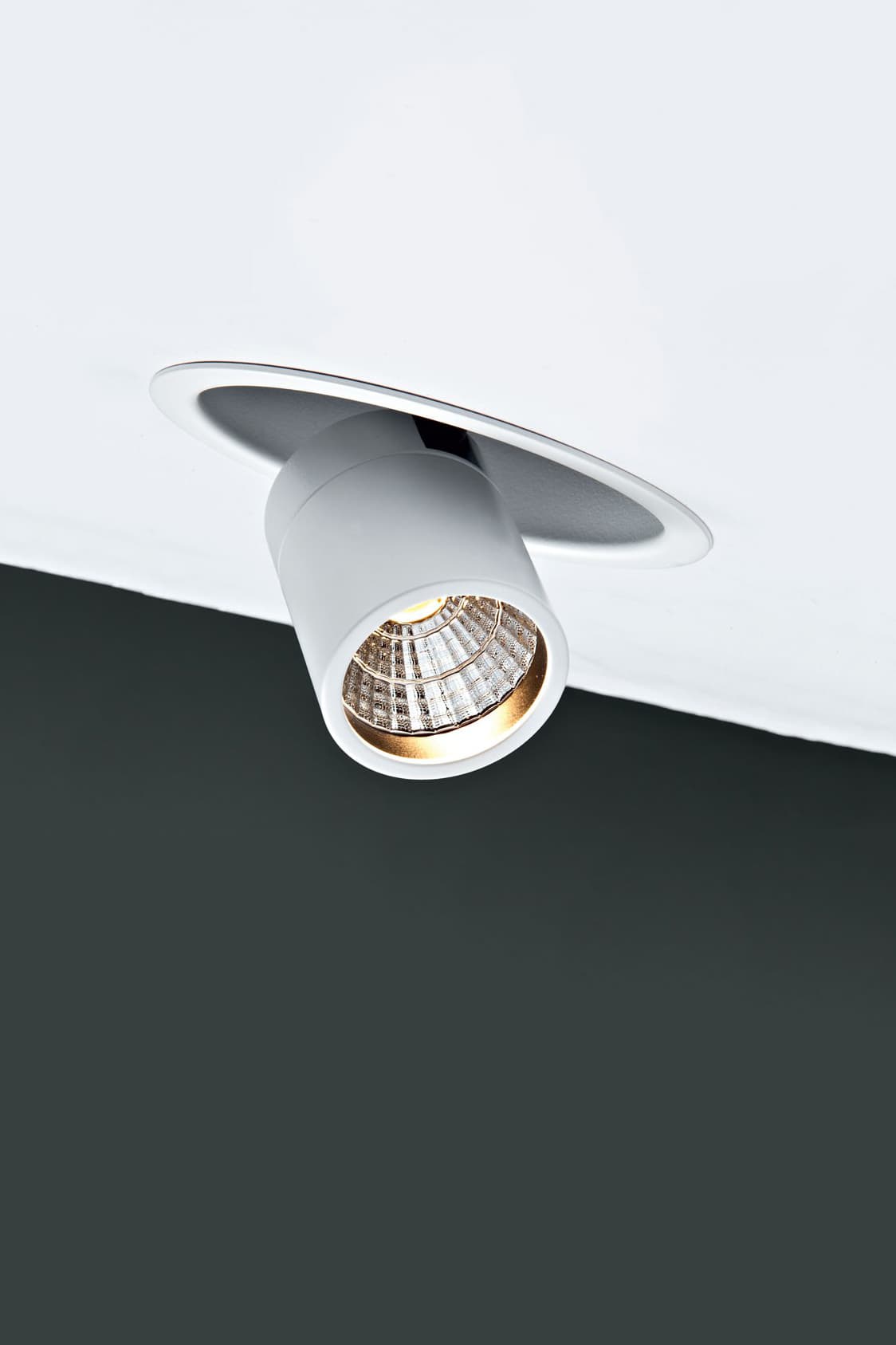Встраиваемый в потолок светильник Exenia PLURIEL recessed 353805442
