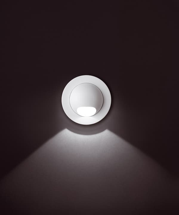 Встраиваемый в стену светильник Vibia Zero 5270