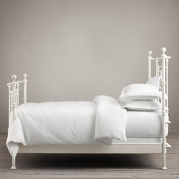 Restoration Hardware 19th C. Quatrefoil Iron Bed Distressed White — фото 3