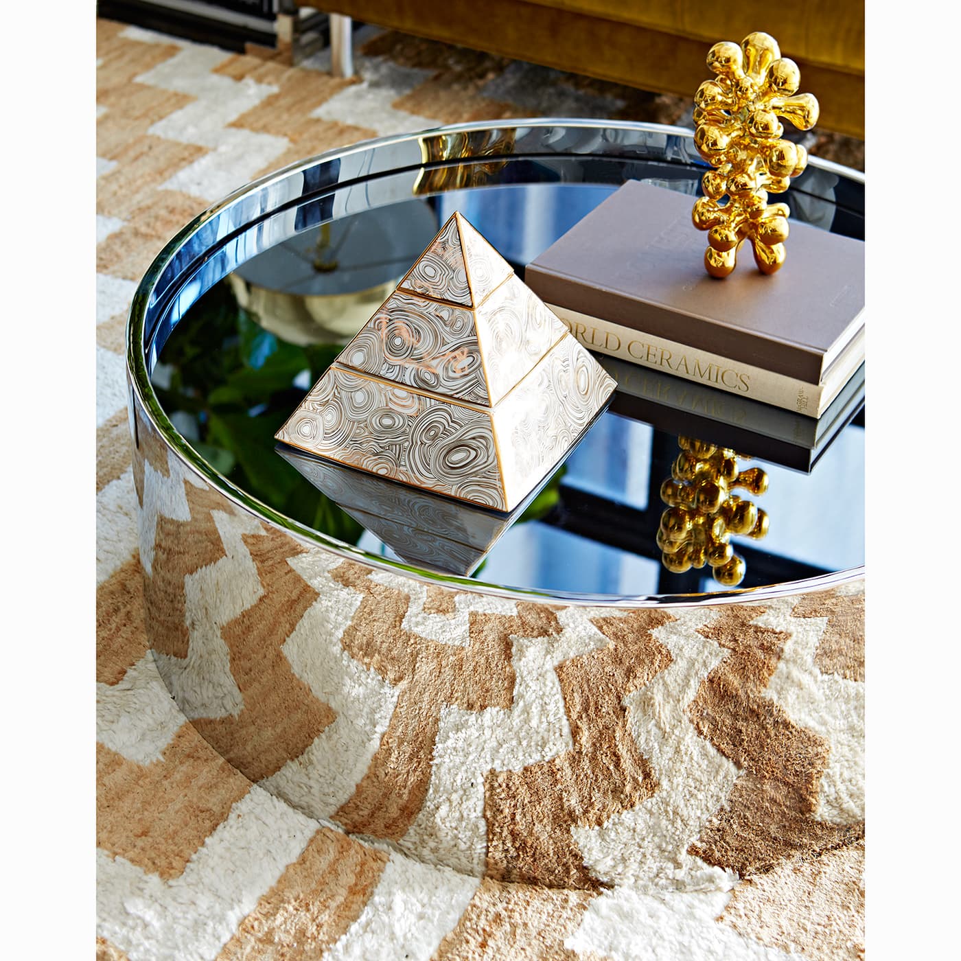 Столик Jonathan Adler Alphaville Accent Table — фото 7