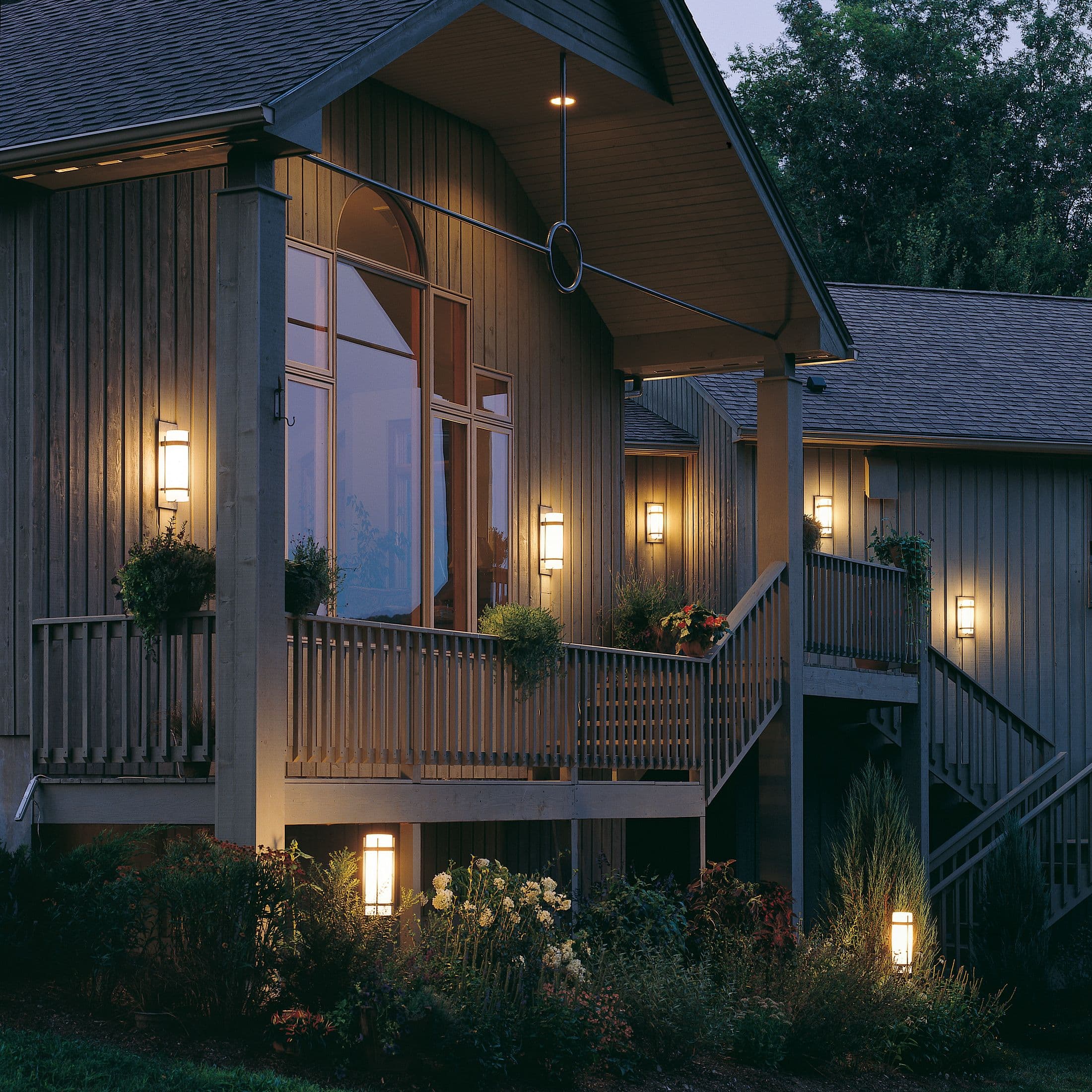 Уличный фонарь Hubbardton Forge Banded Outdoor Post Light — фото 3