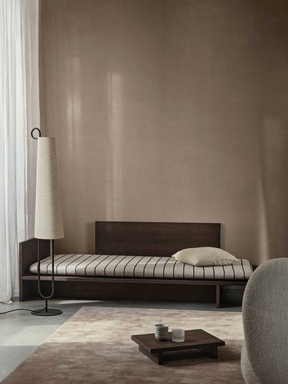 Ferm Living Kona Side Table - Dark Stained Oak — фото 4