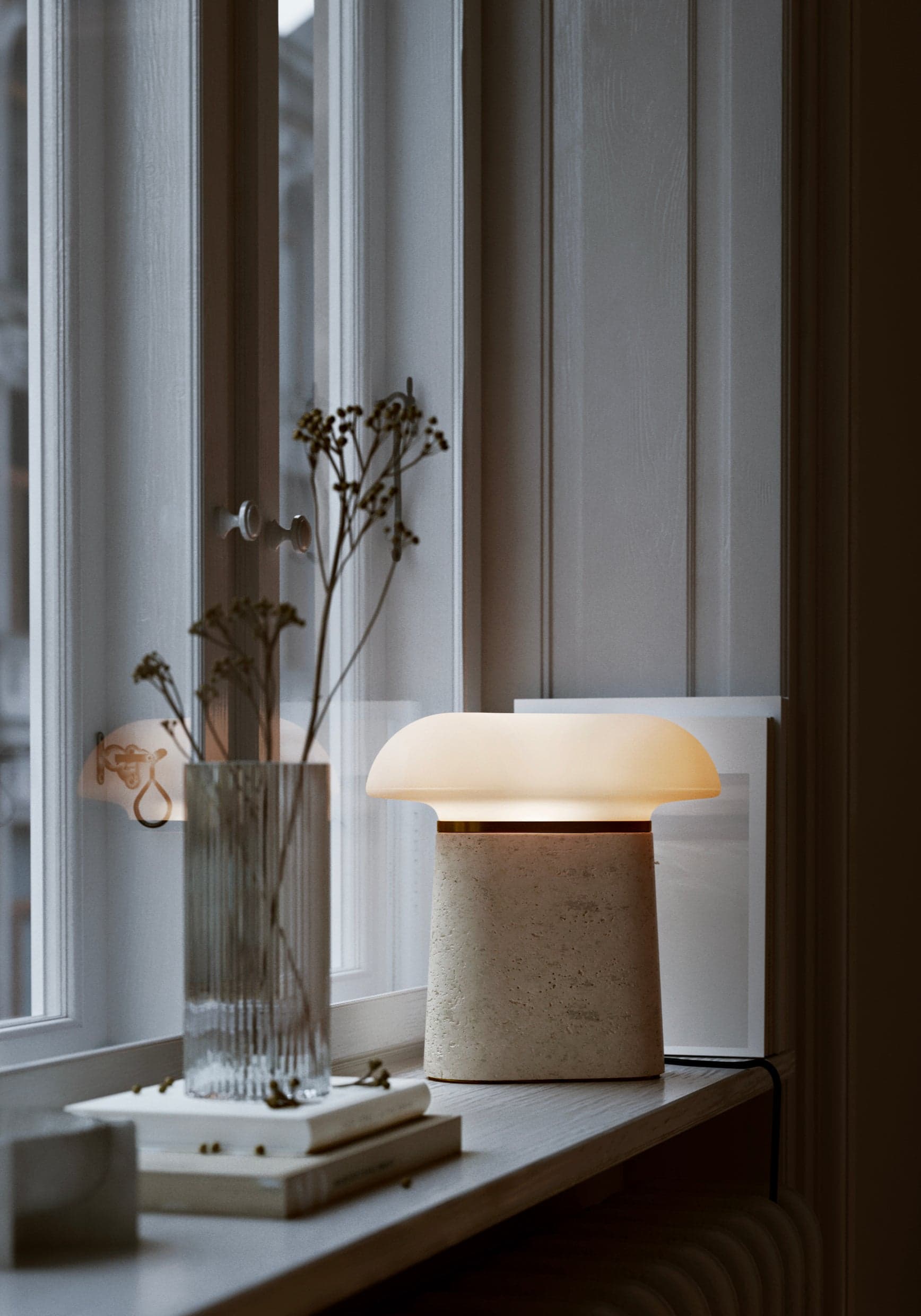 WOUD Nova table lamp - Ivory — фото 3