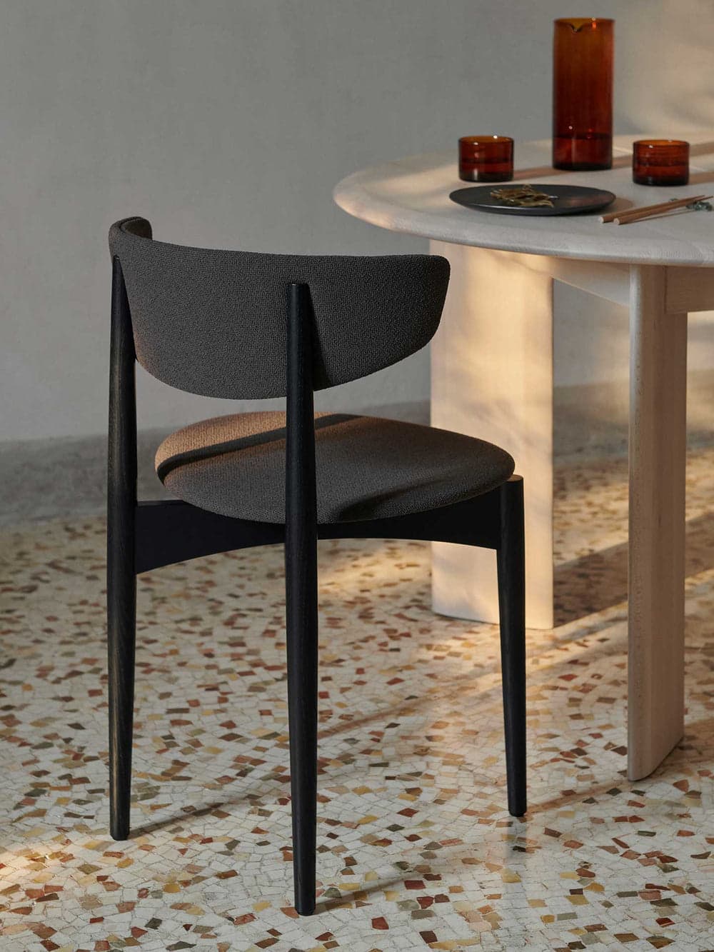 Ferm Living Herman Dining Chair - Upholstered - Grain - Black Ash/Chocolate — фото 3