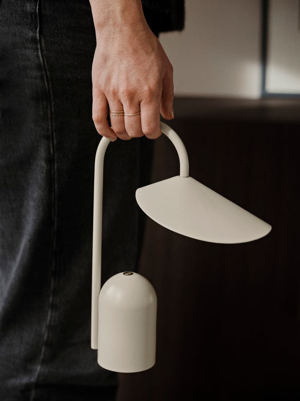 Ferm Living Arum Portable Lamp - Cashmere — фото 3