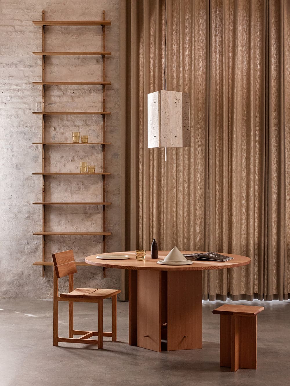 Ferm Living Aukko Dining Table - Ø140 - Douglas Fir — фото 7