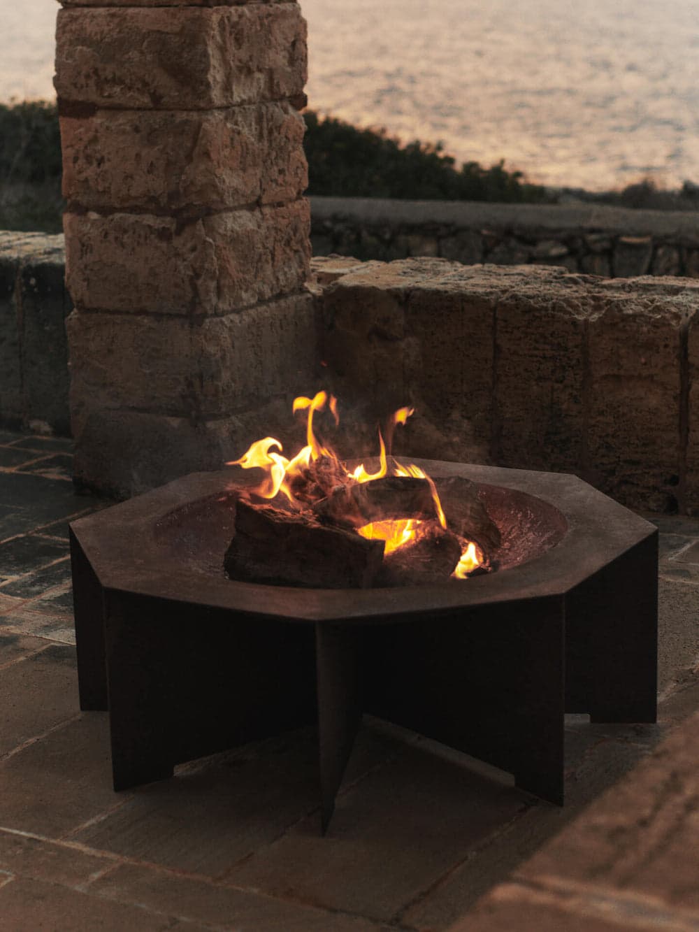 Ferm Living Otte Fire Pit - Rust — фото 4