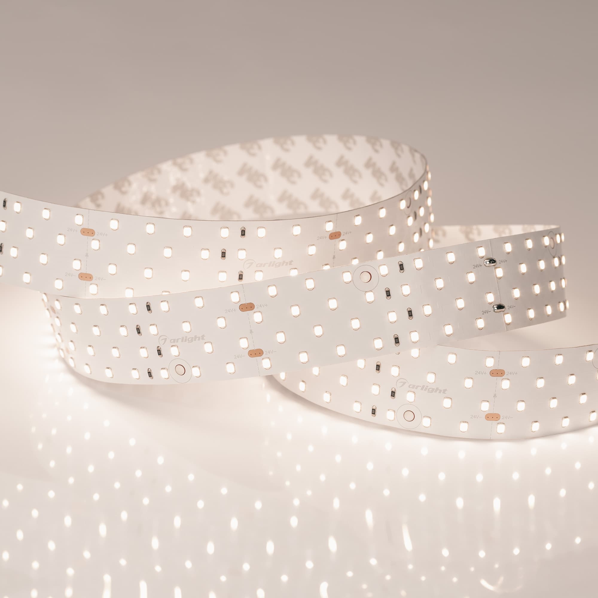 Светодиодная лента RT 2-2500 24V Warm3500 4x2 (2835, 700 LED, CRI98) (Arlight, 30 Вт/м, IP20) 031349