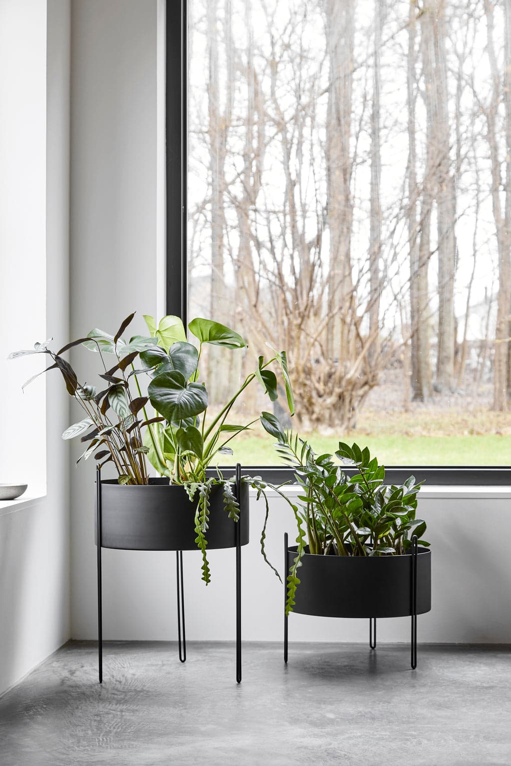 WOUD Pidestall planter (Large) - Black — фото 3