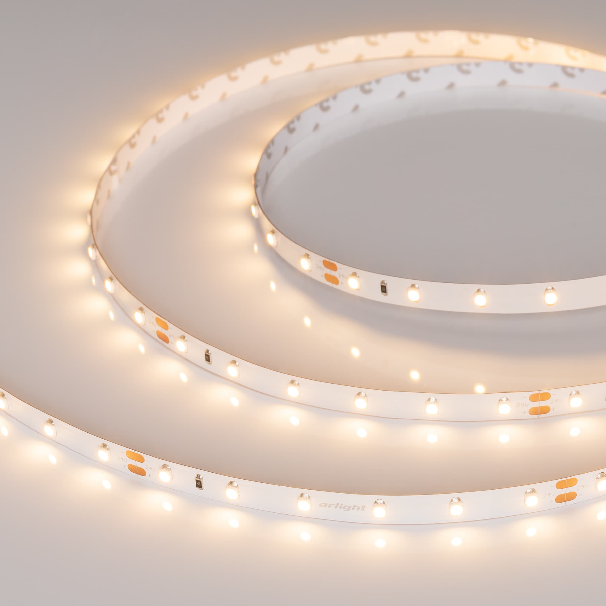 Светодиодная лента RT 2-5000 24V Warm2700 (3528, 300 LED, LUX) (Arlight, 4.8 Вт/м, IP20) 016145 — фото 3