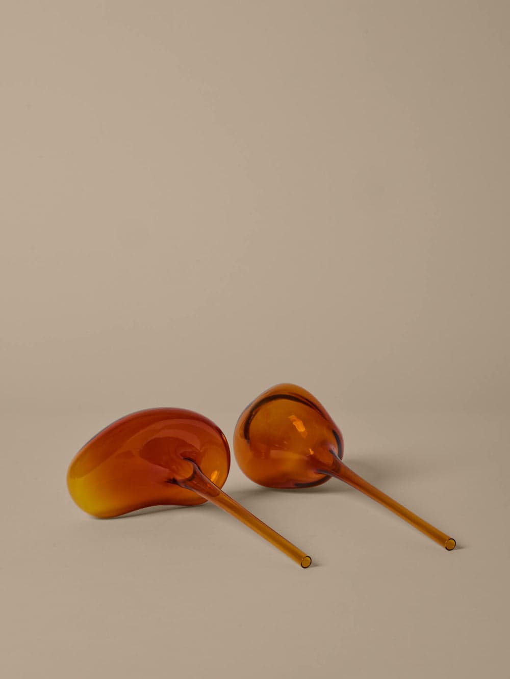 Ferm Living Mercury Water Globes - Small - Set of 2 - Amber — фото 4