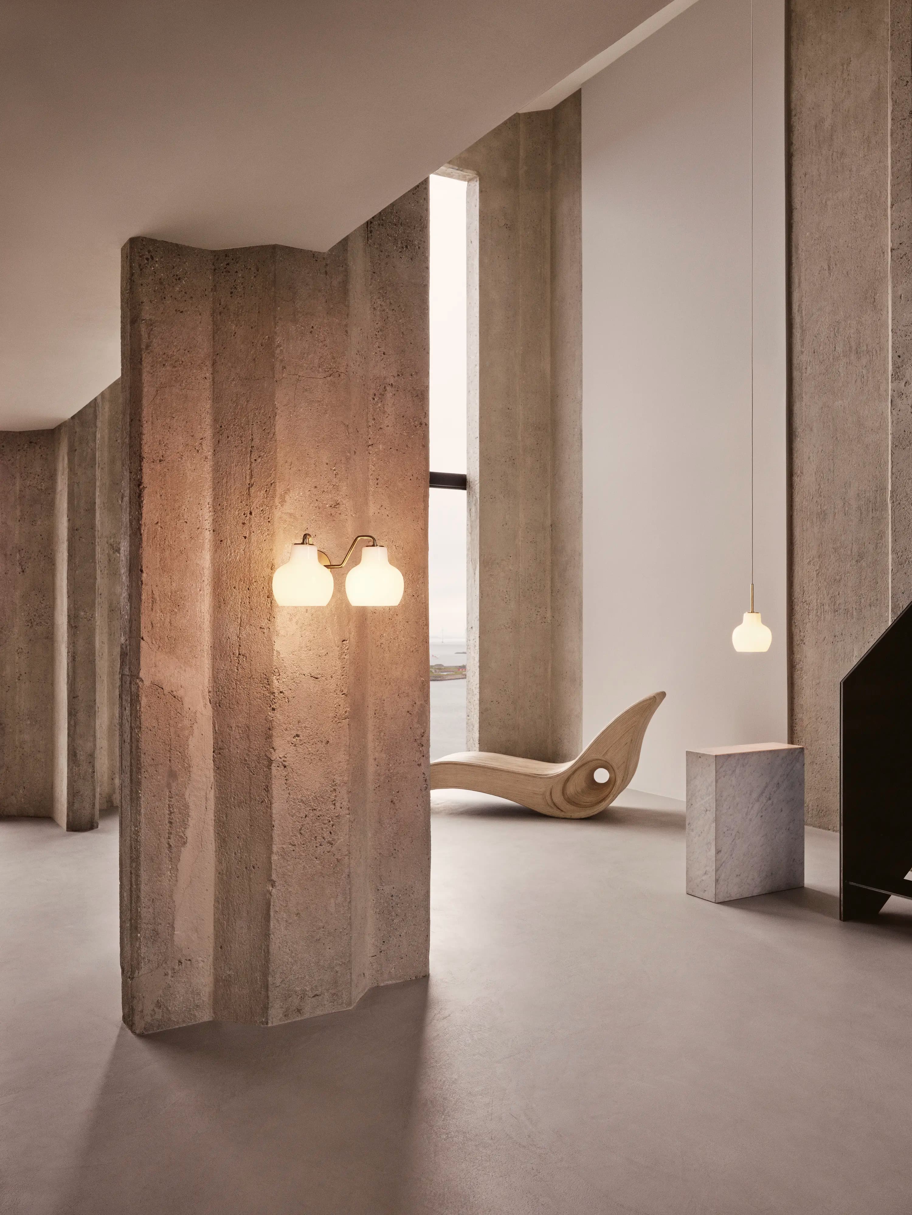 Louis Poulsen VL Ring Crown 2 Wall Lamp Brass/opal glass 2 — фото 4