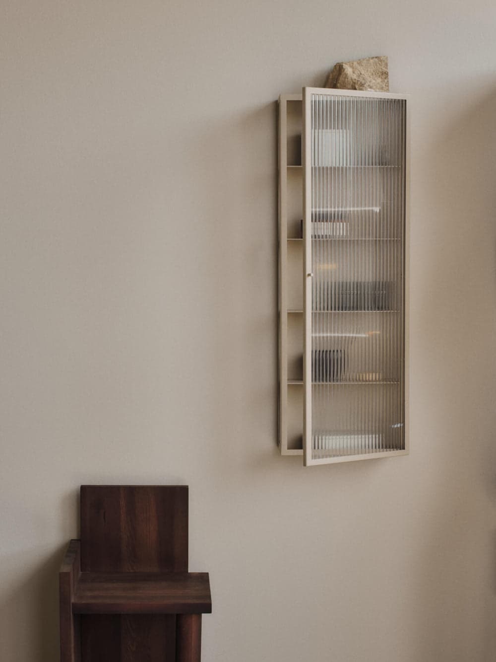 Ferm Living Haze Wall Cabinet - Tall - Cashmere — фото 3