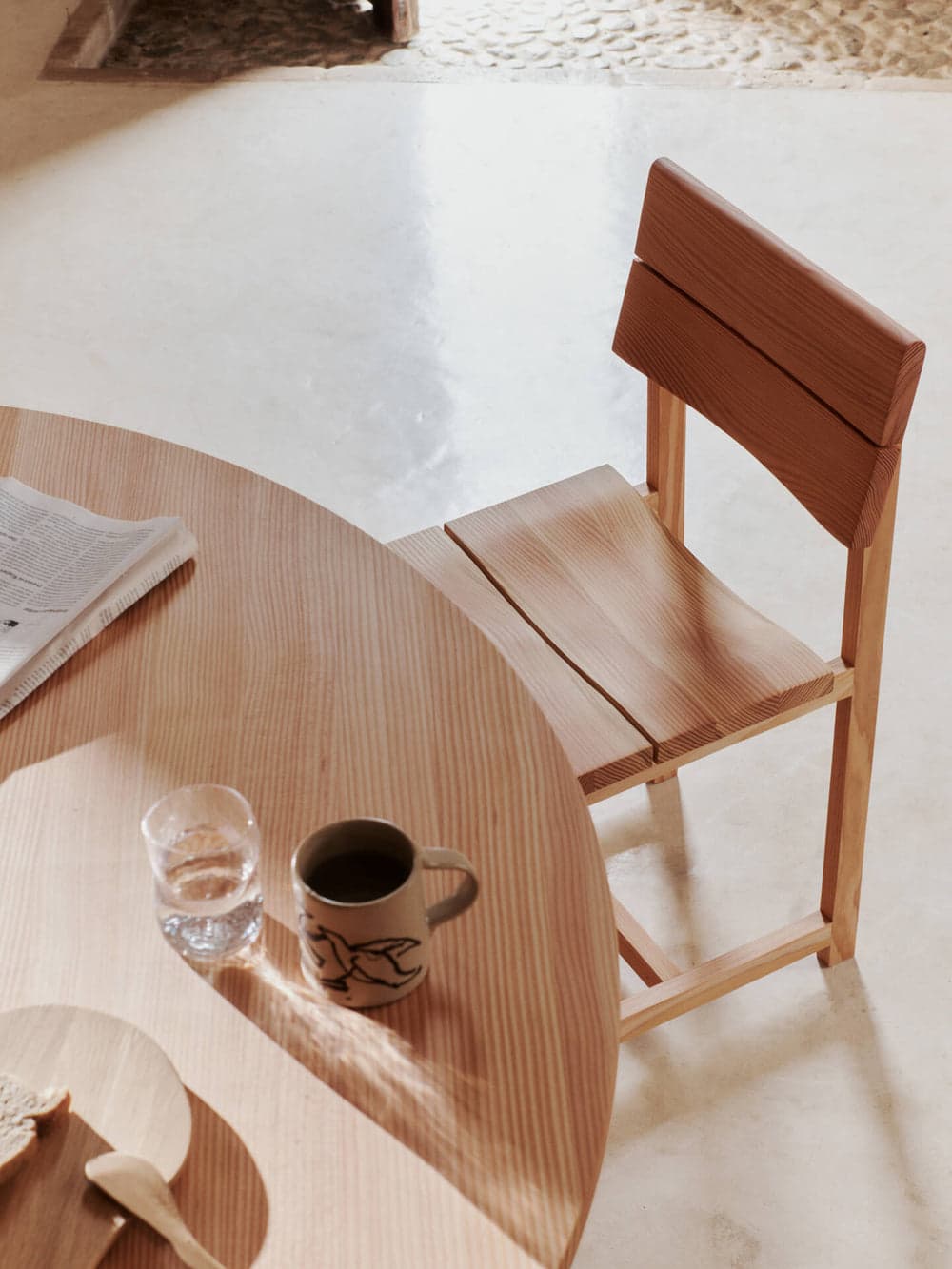Ferm Living Aukko Dining Table - Ø140 - Douglas Fir — фото 6