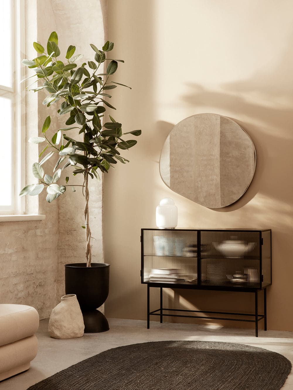 Ferm Living Haze Sideboard - Reeded Glass - Black — фото 3