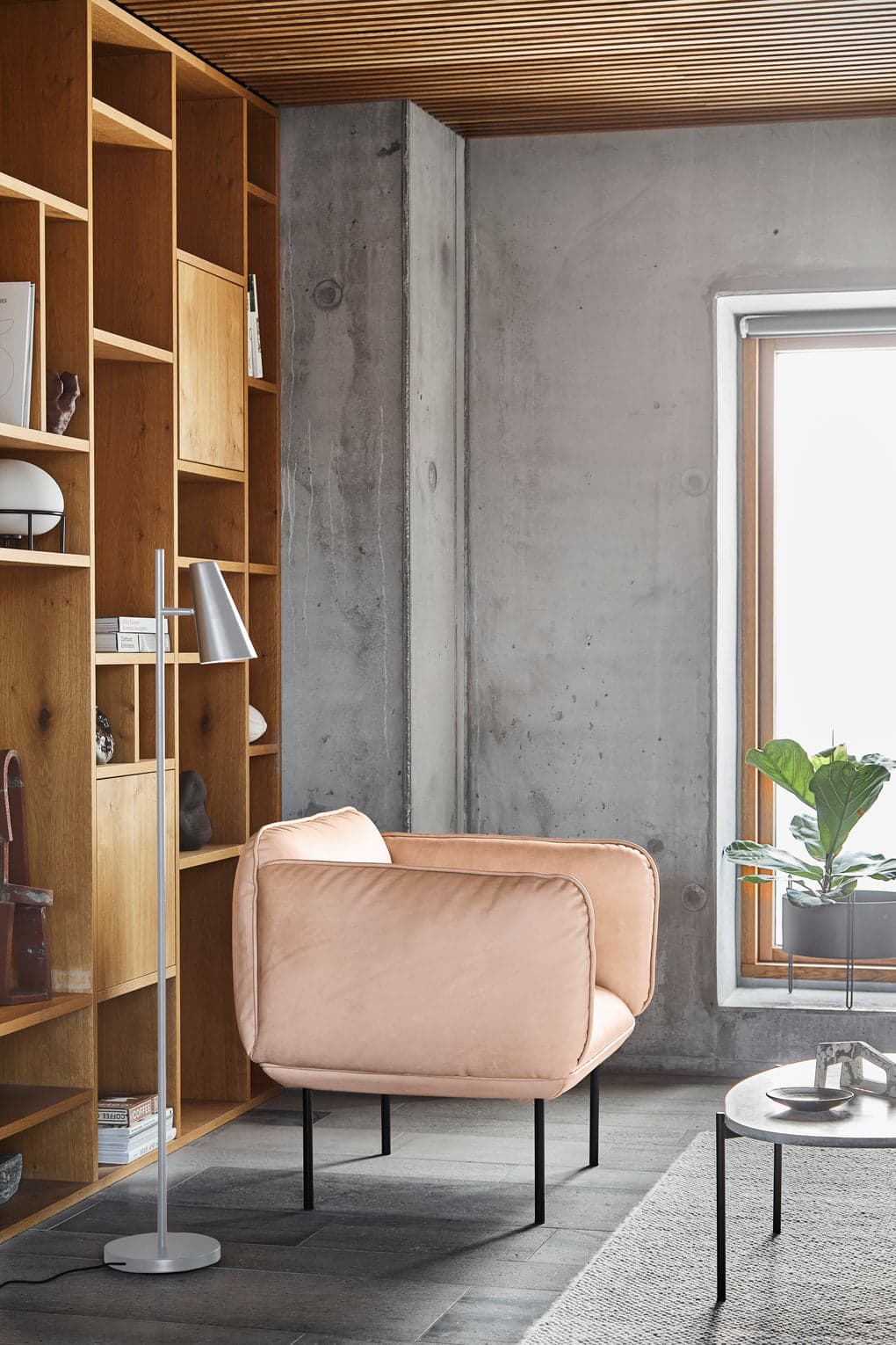 WOUD Cono floor lamp - Brushed metal finish — фото 4