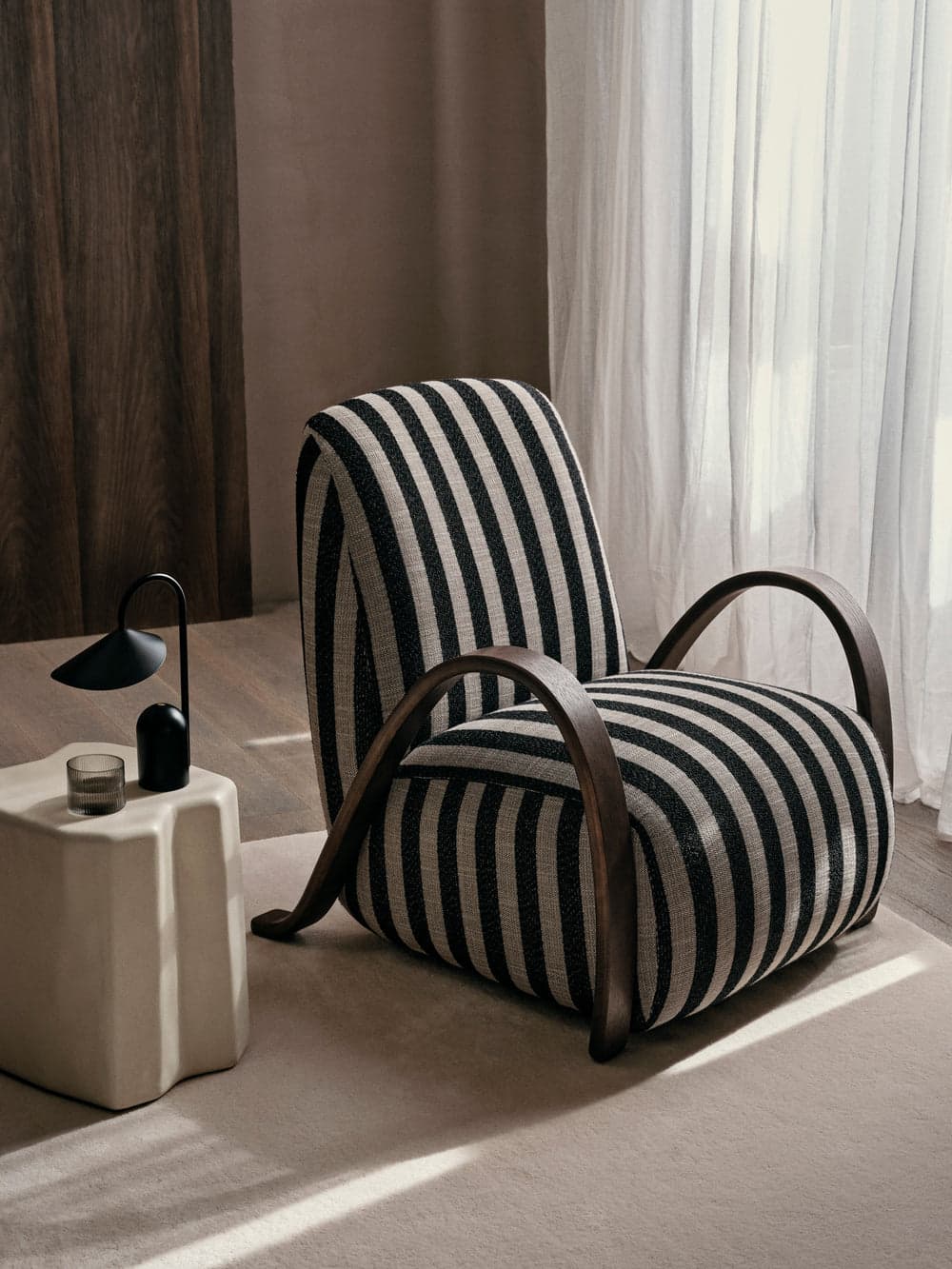 Ferm Living Buur Lounge Chair - Louisiana - Sand/Black — фото 3